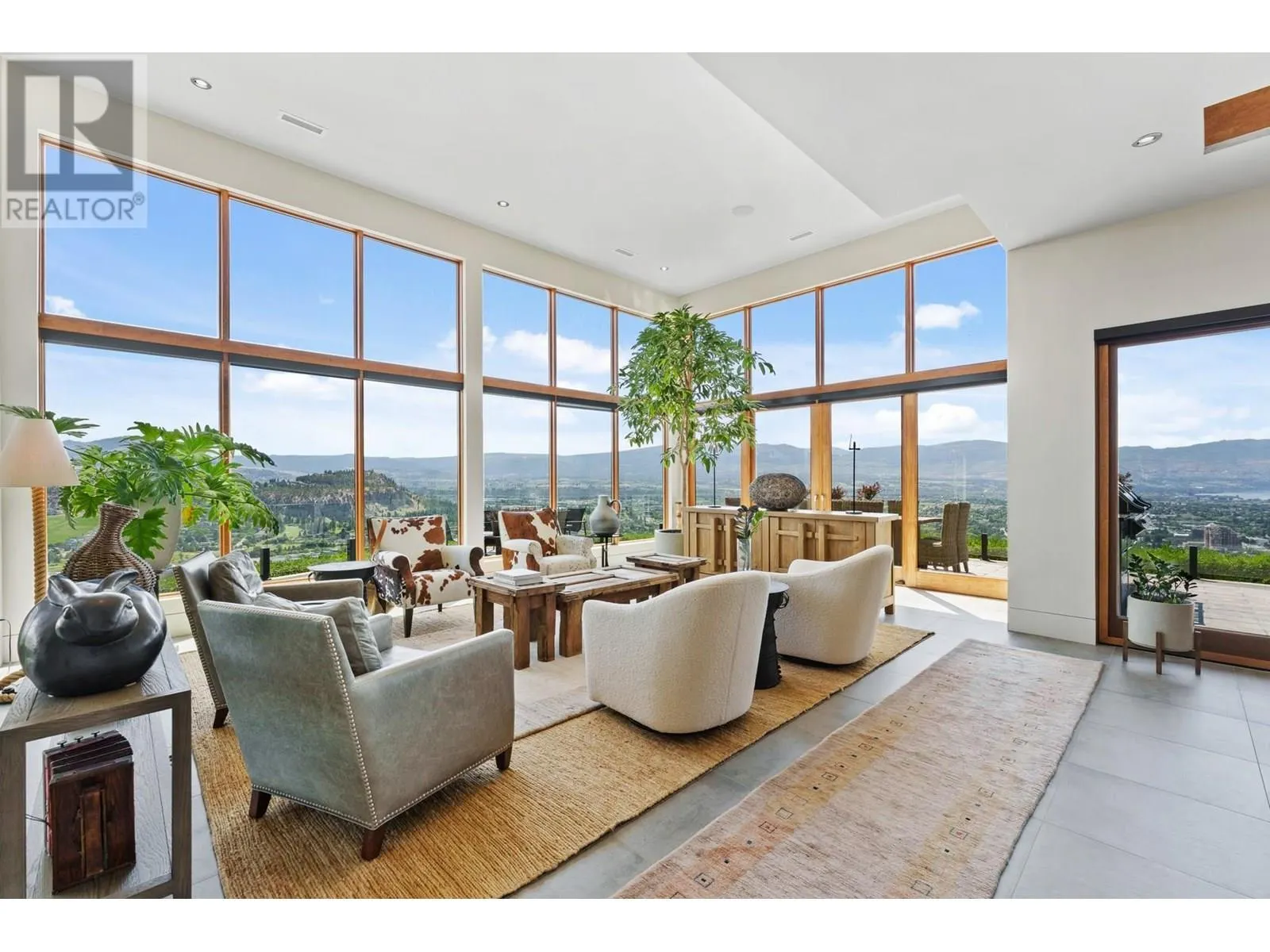 733 Forestridge Lane