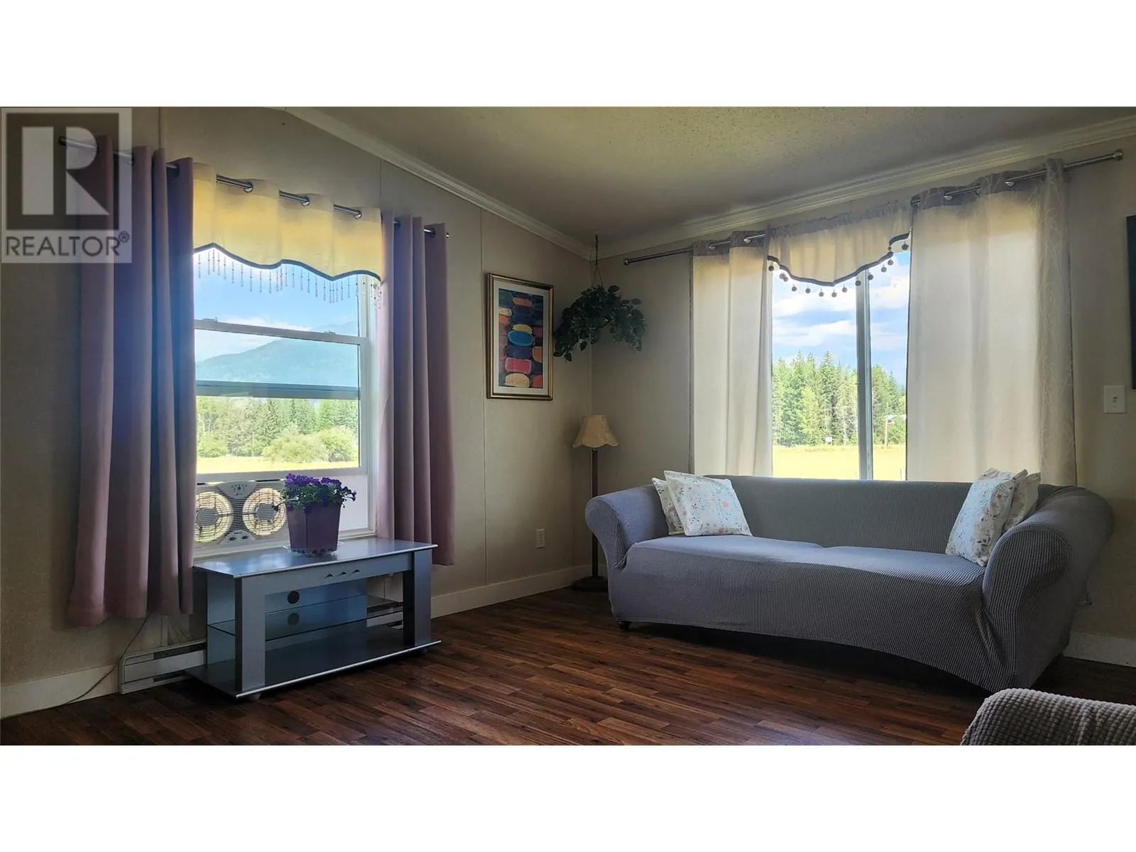 3237 Creighton Valley Road