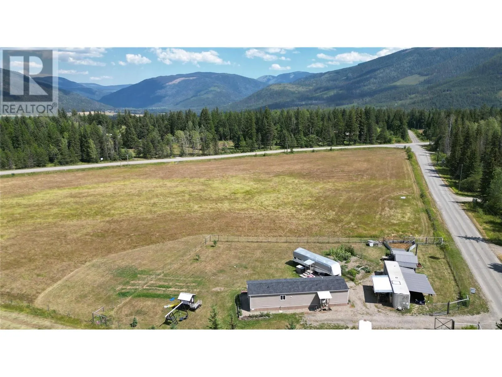 3237 Creighton Valley Road