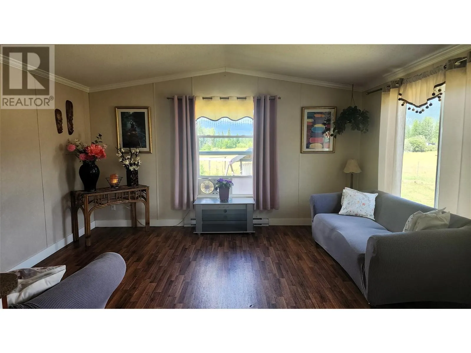 3237 Creighton Valley Road