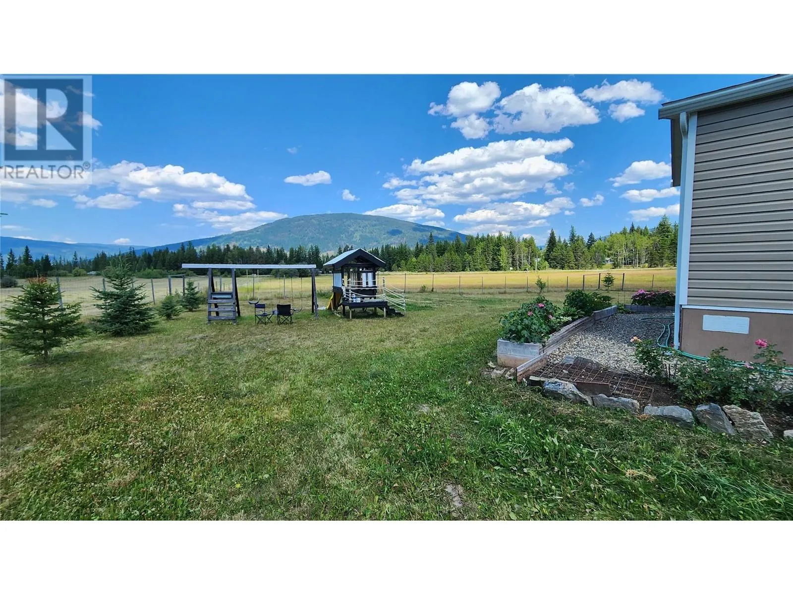 3237 Creighton Valley Road