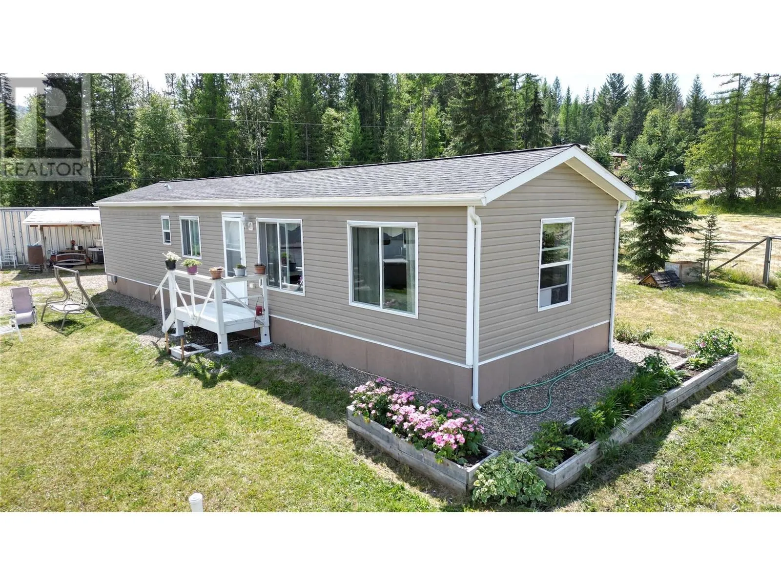 3237 Creighton Valley Road