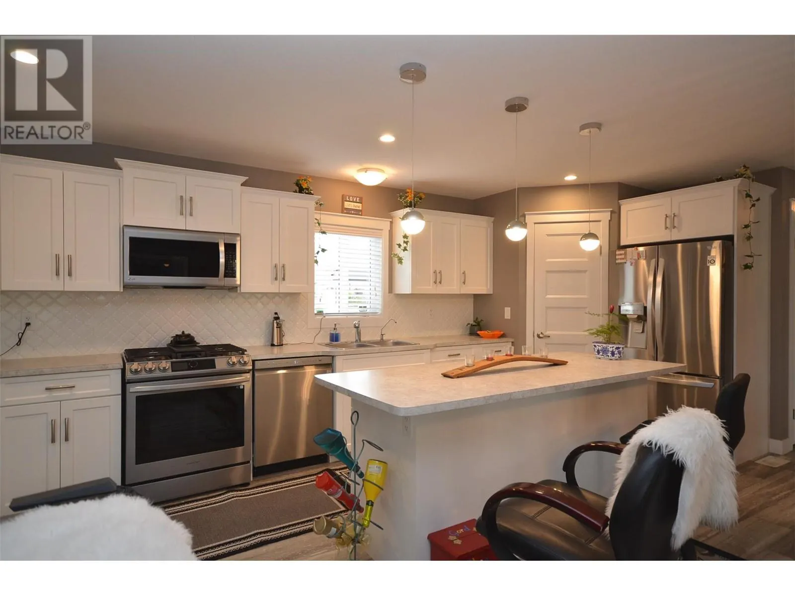 9510 HIGHWAY 97 N Unit# 157