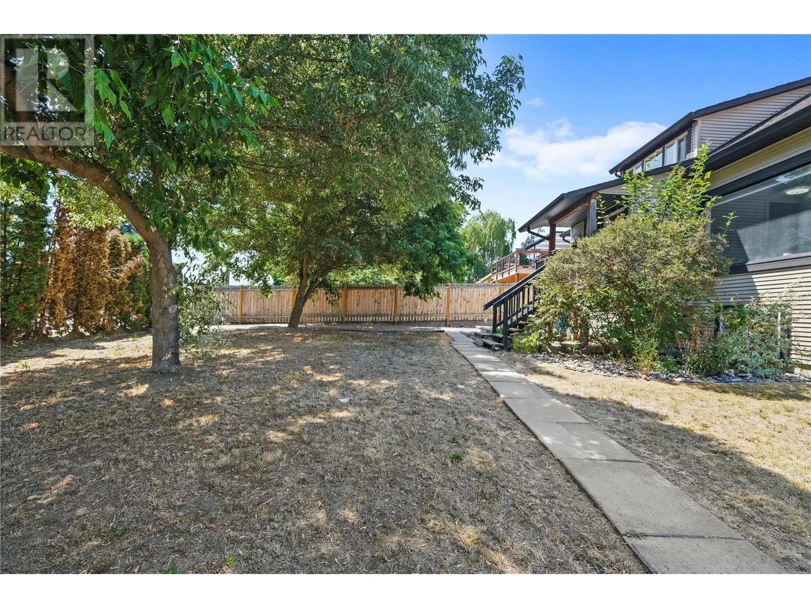 11592 Okanagan Centre Road E