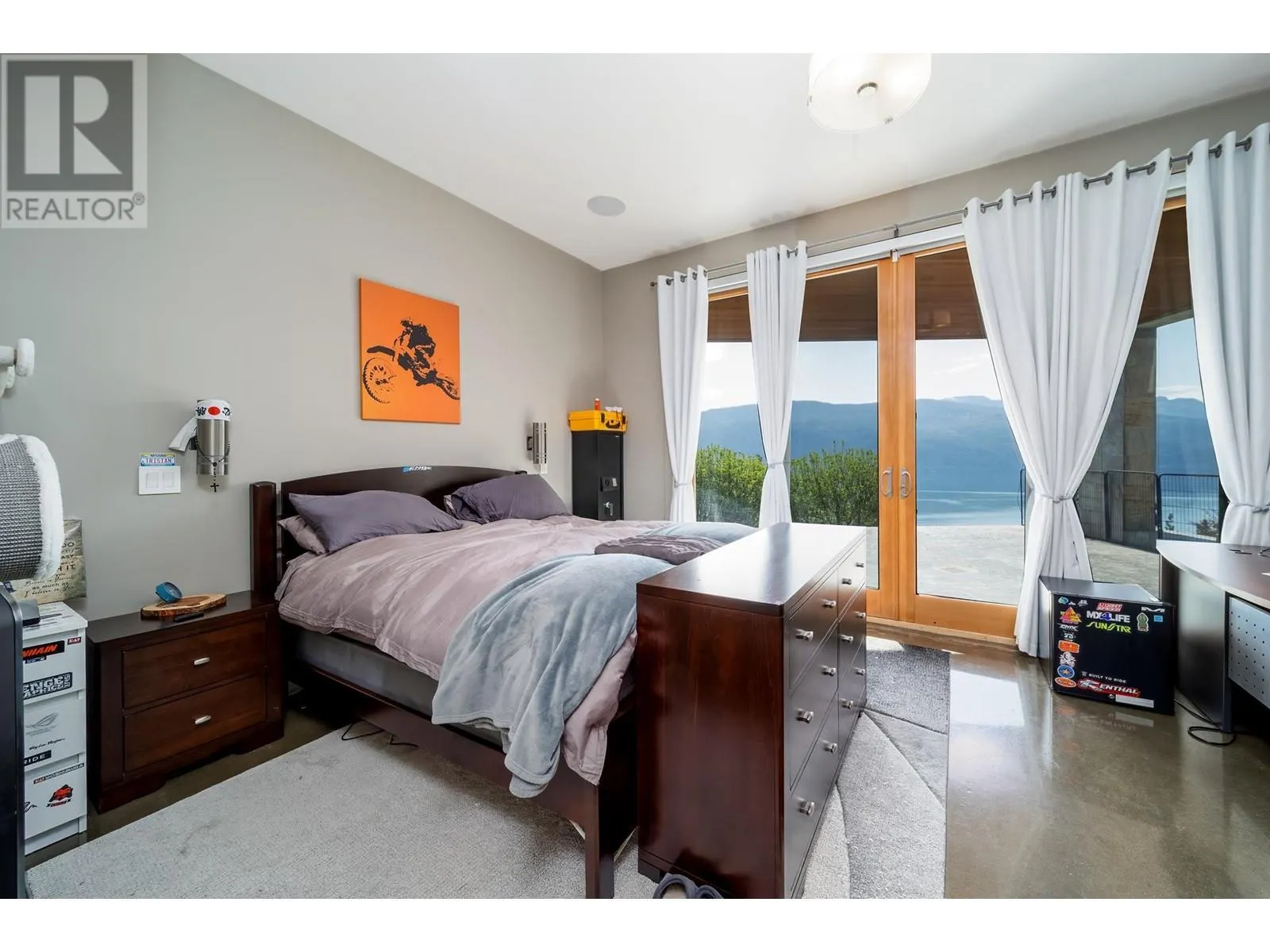 13889 Ogilvey Lane