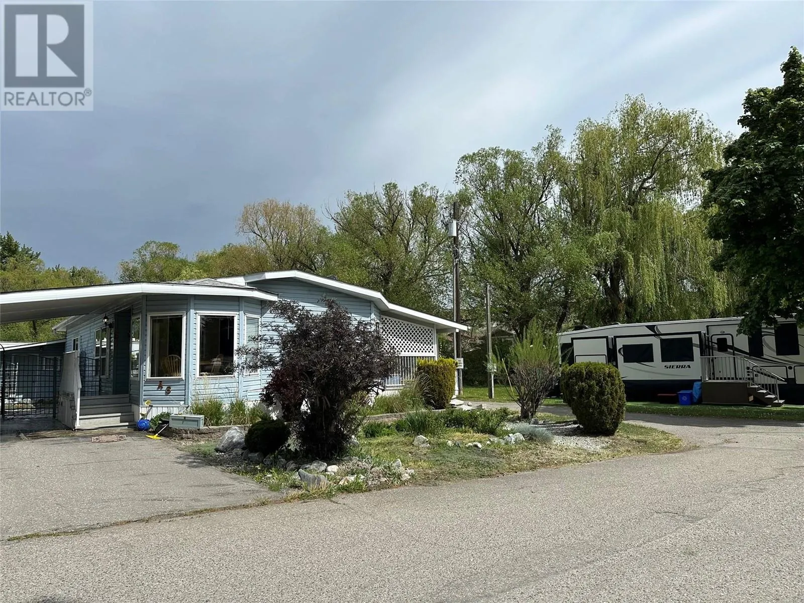 5484 25 Avenue Unit# A6