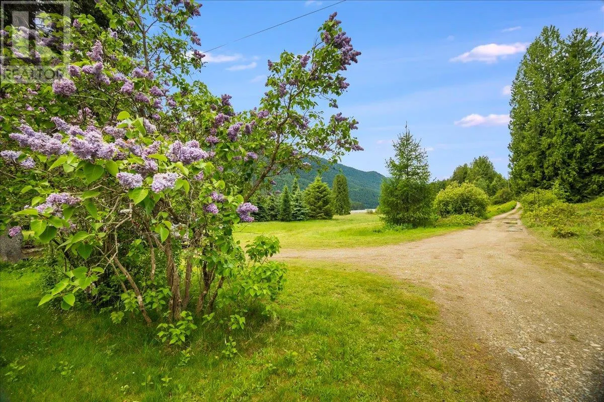 1864 Highway 3A
