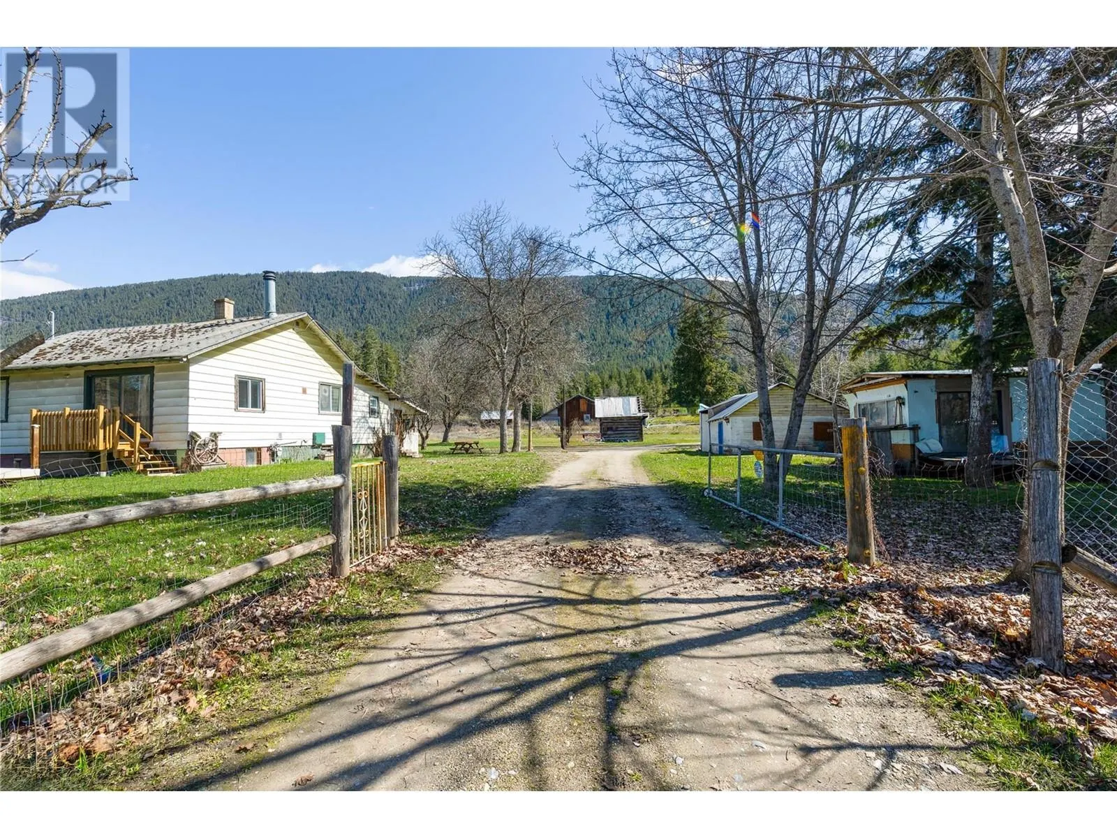 4251 Mikkelson Frontage Road