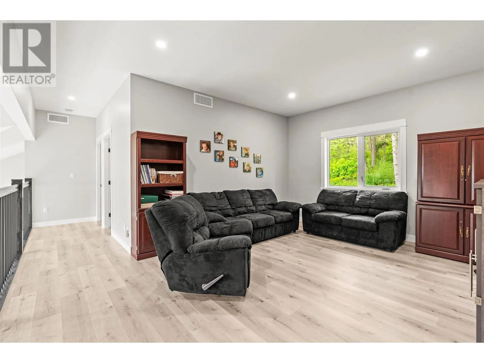 307 Oxbow Place