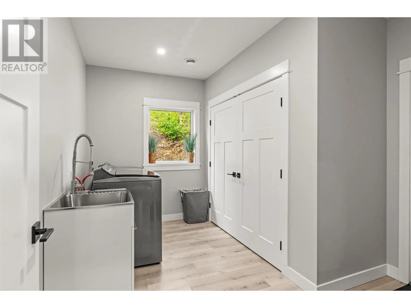 307 Oxbow Place