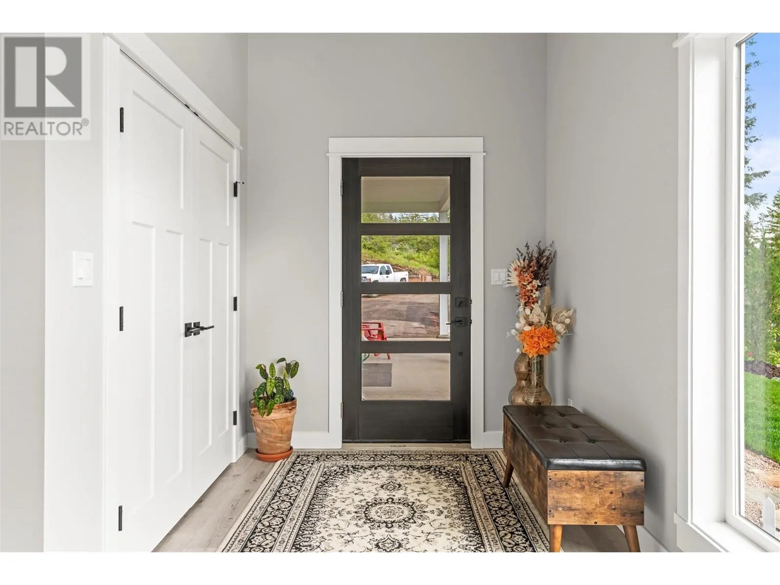 307 Oxbow Place