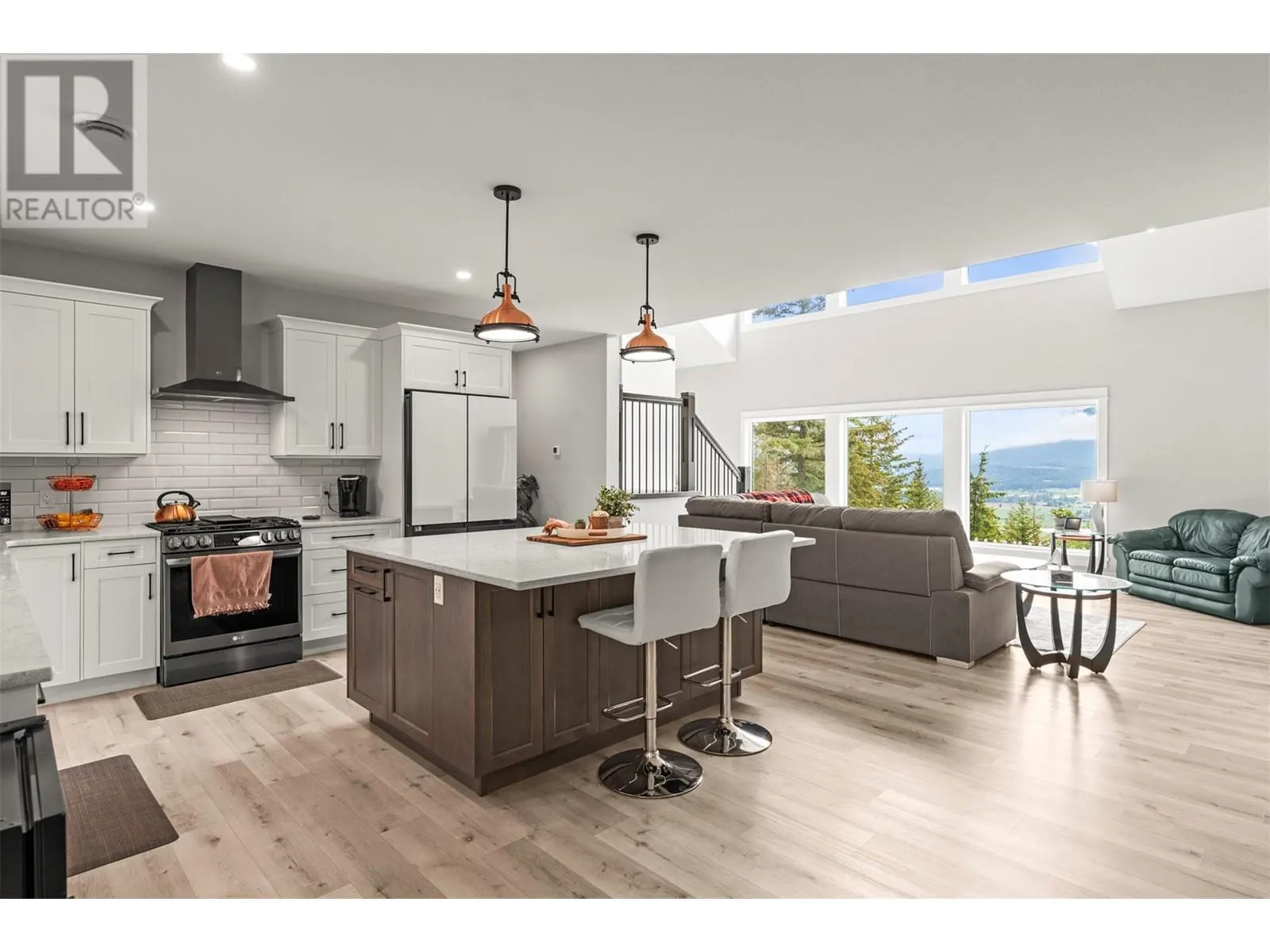 307 Oxbow Place