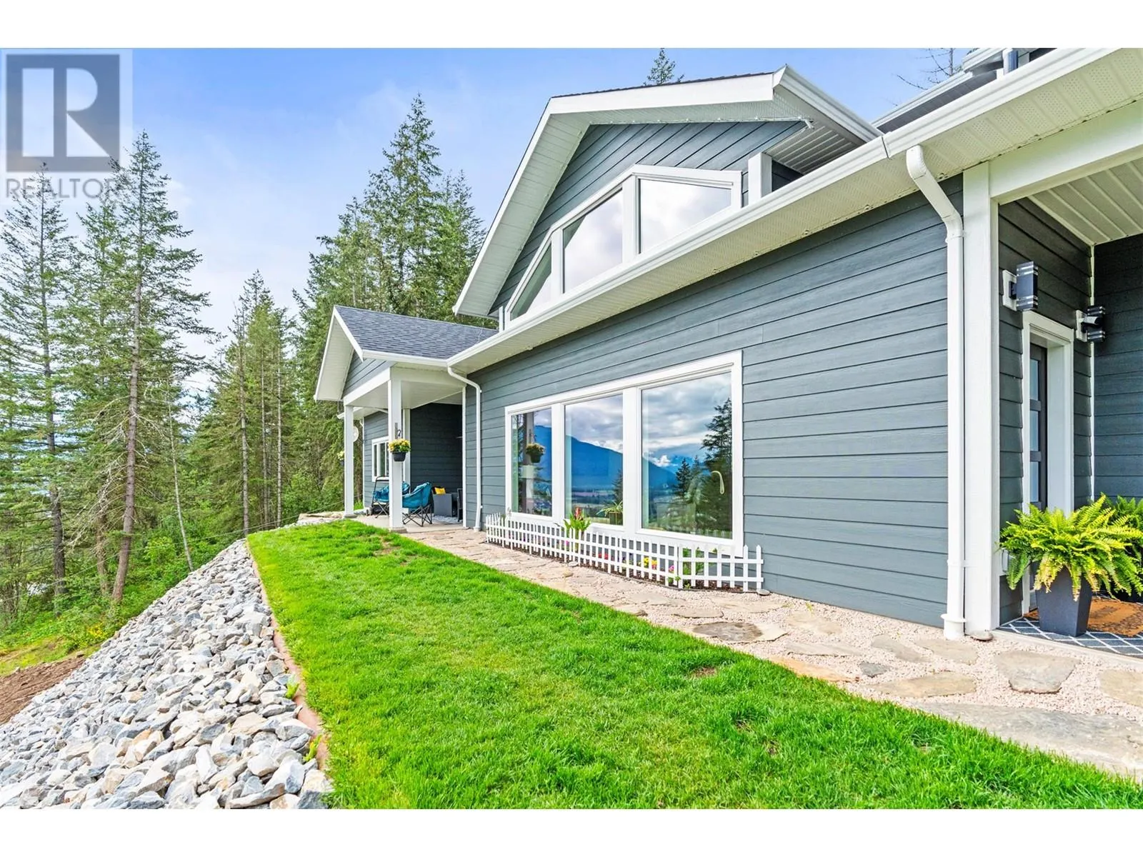 307 Oxbow Place
