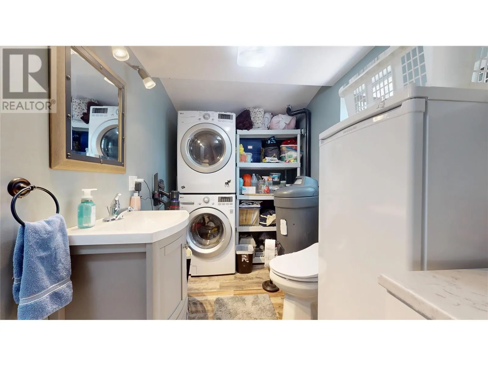 3320 Theatre Road N Unit# 5