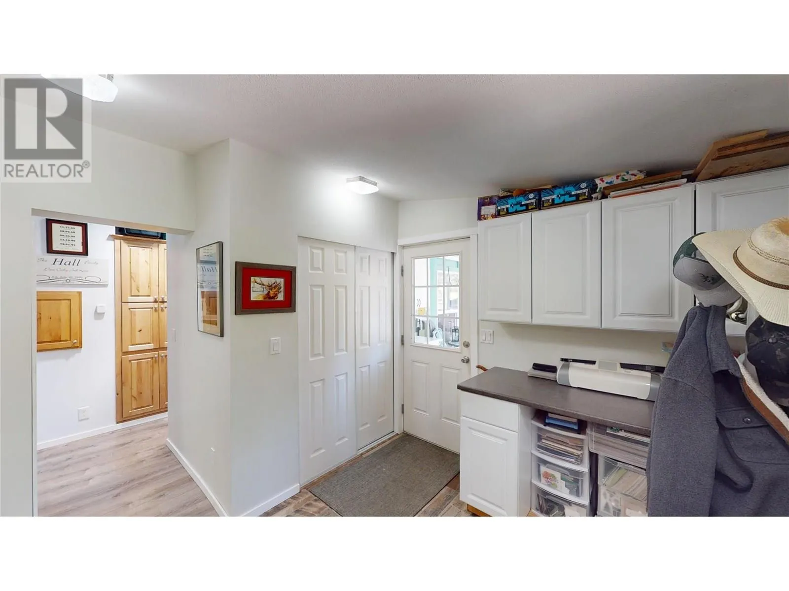 3320 Theatre Road N Unit# 5