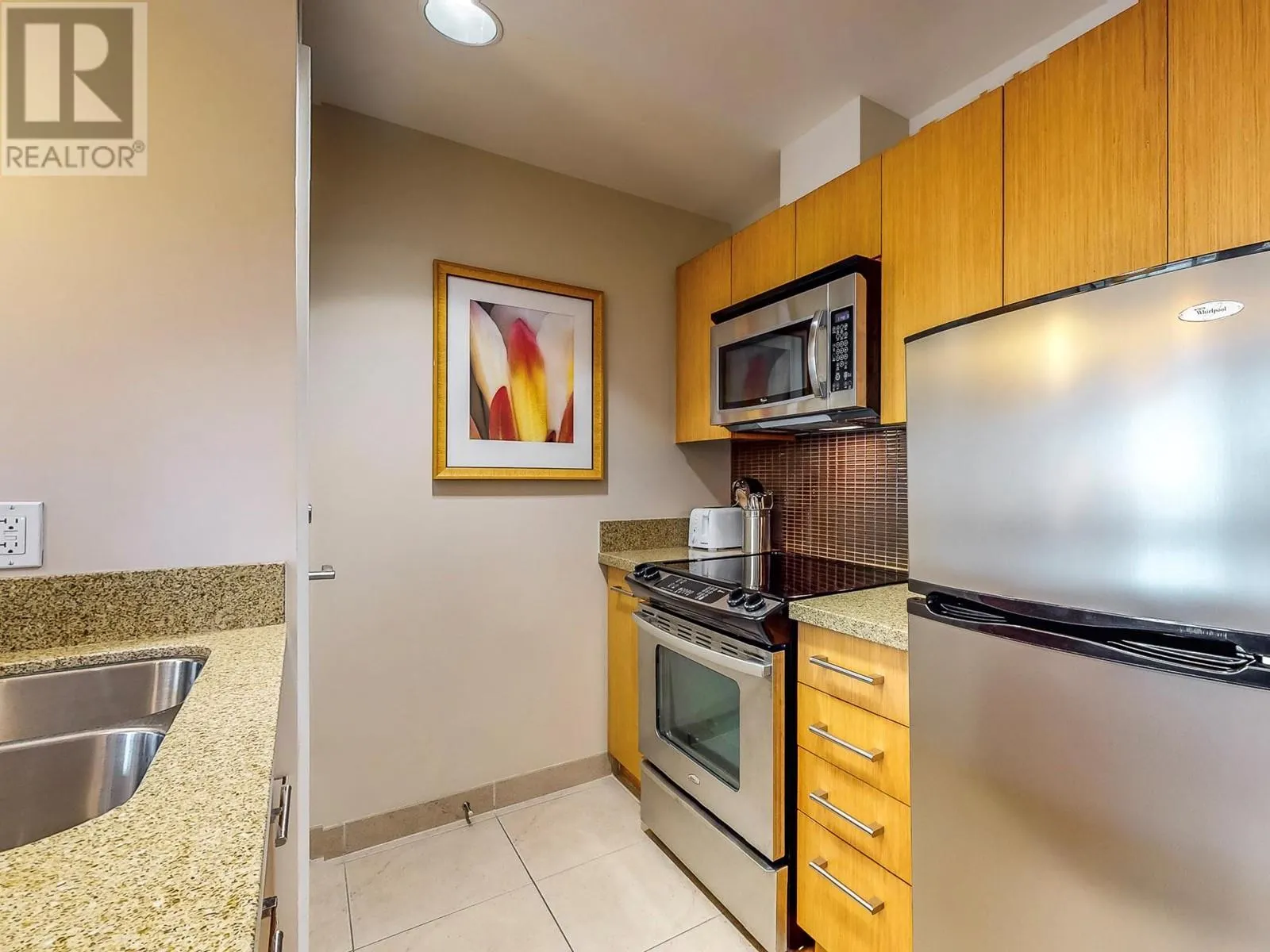 15 Park Place Unit# 413