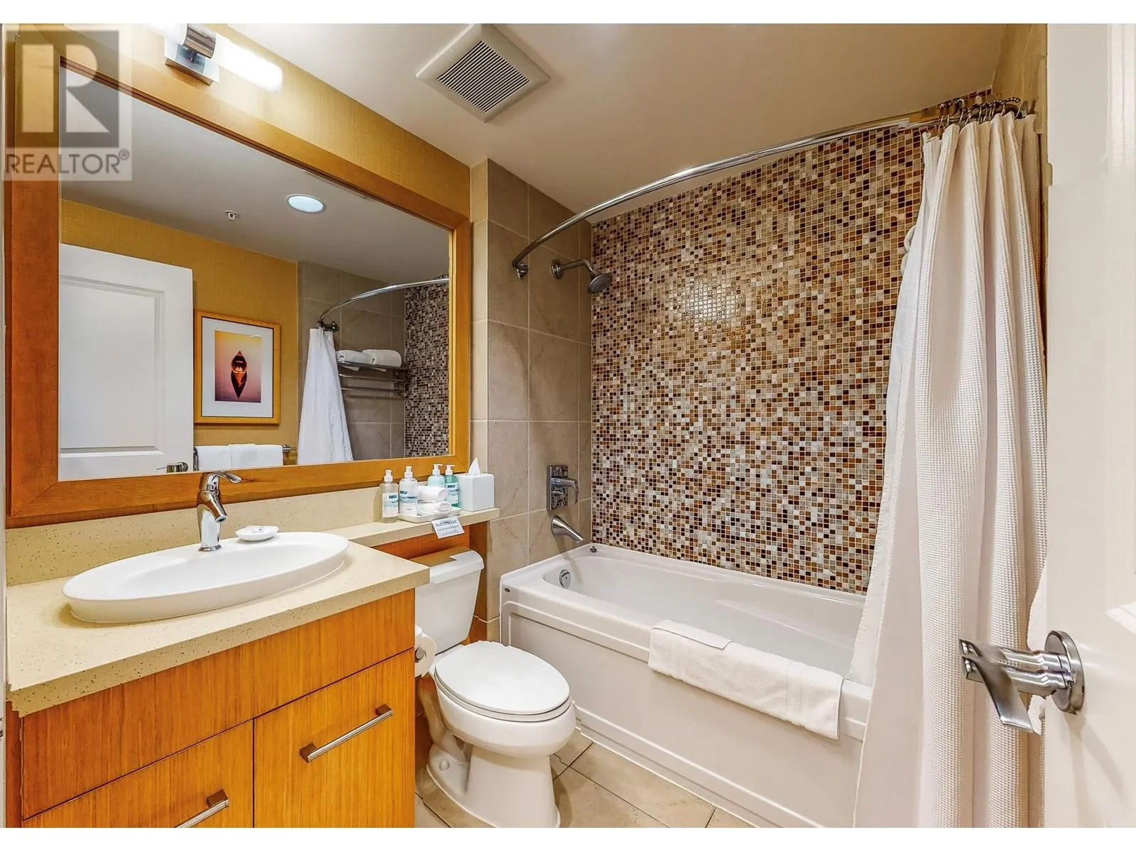 15 Park Place Unit# 413