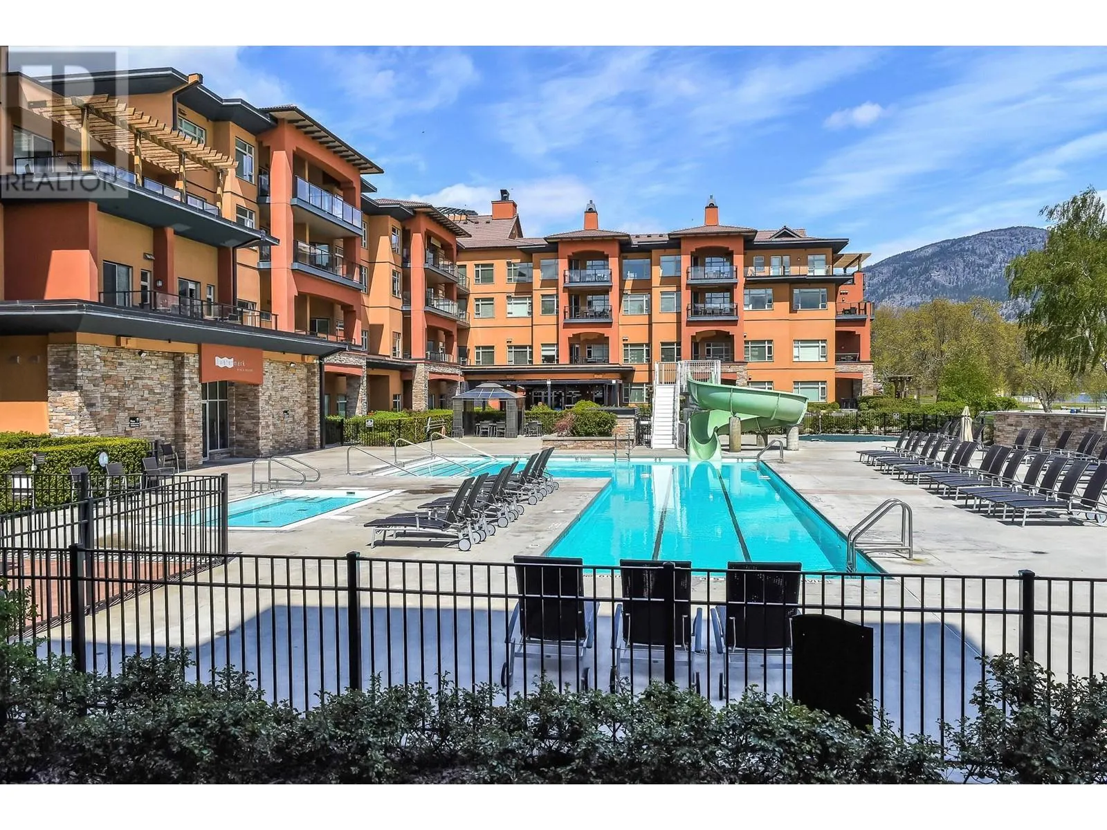 15 Park Place Unit# 413