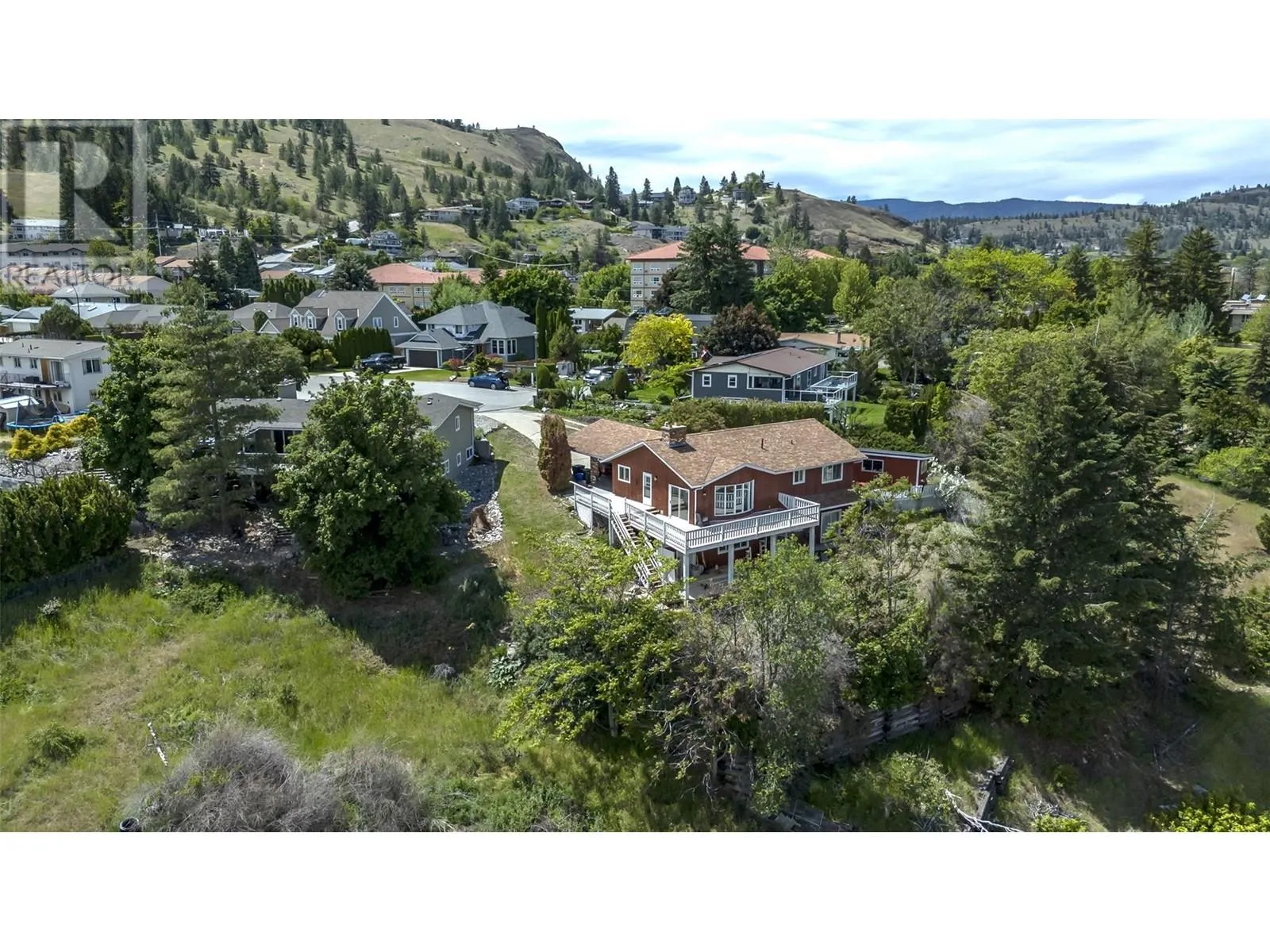 12821 Schaeffer Crescent