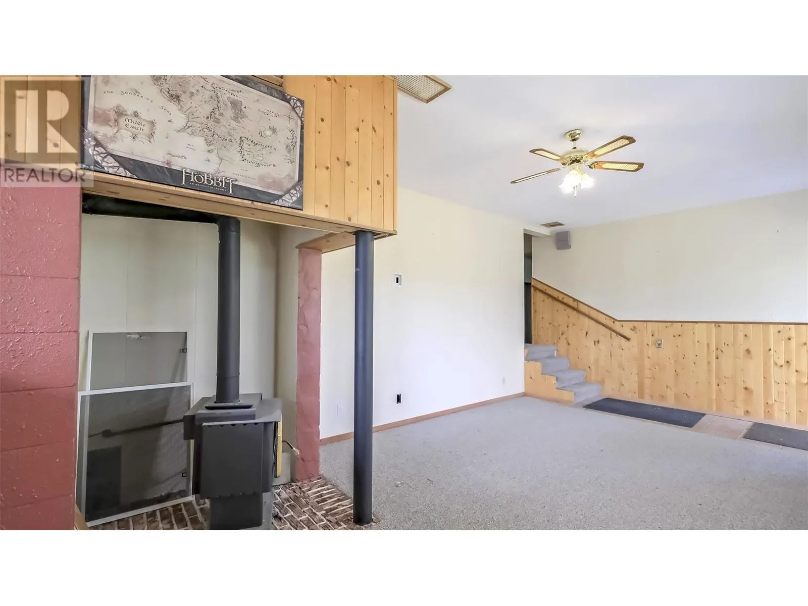 12821 Schaeffer Crescent