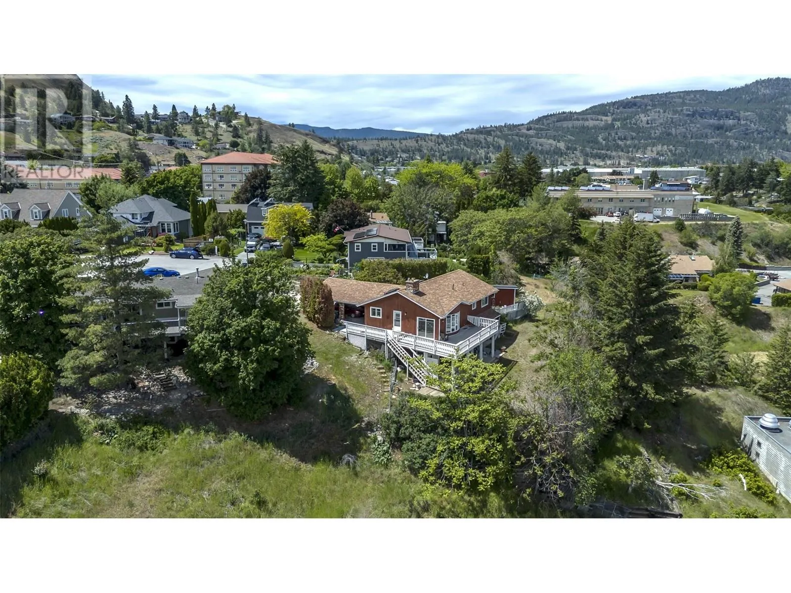 12821 Schaeffer Crescent