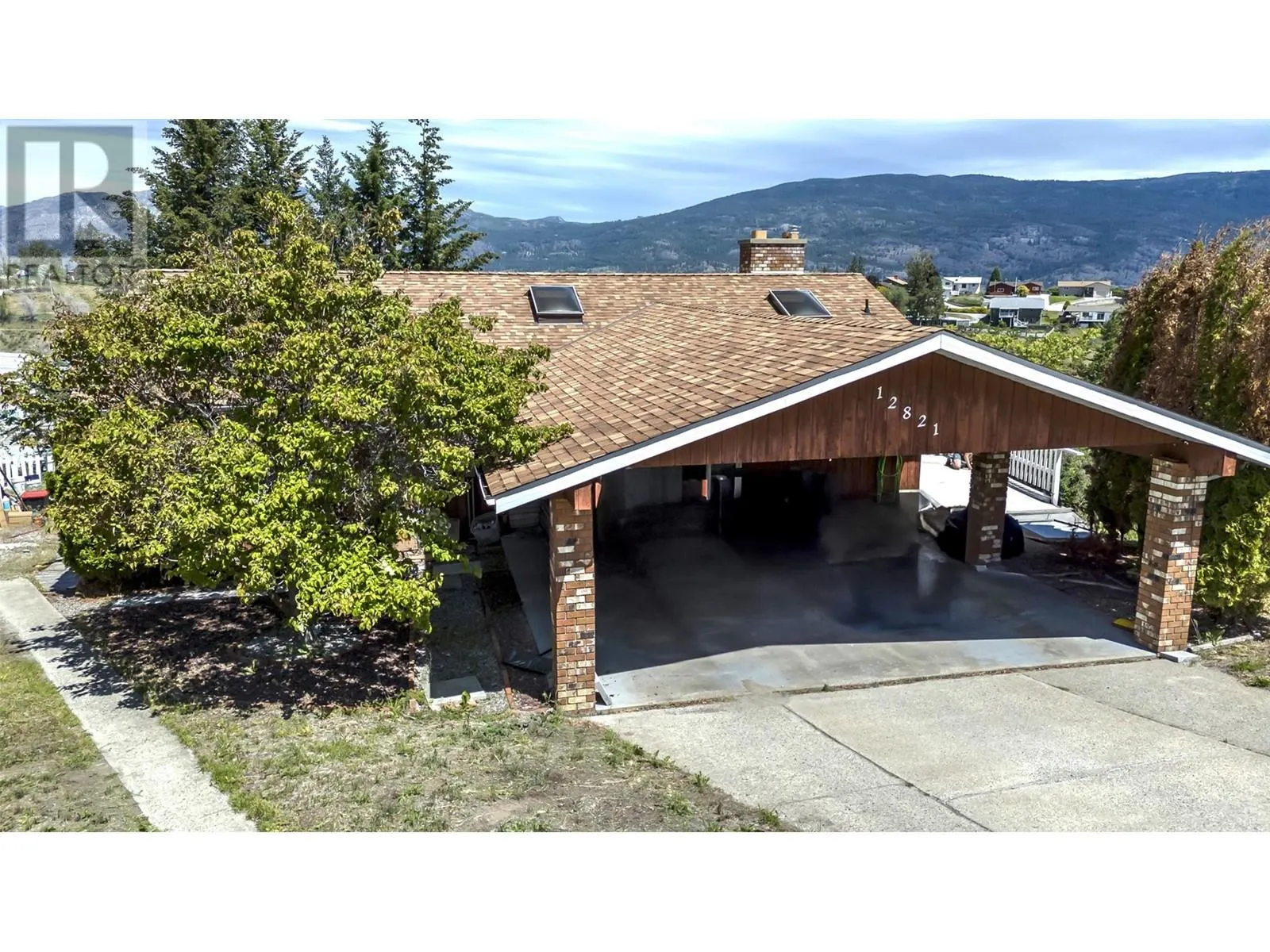 12821 Schaeffer Crescent