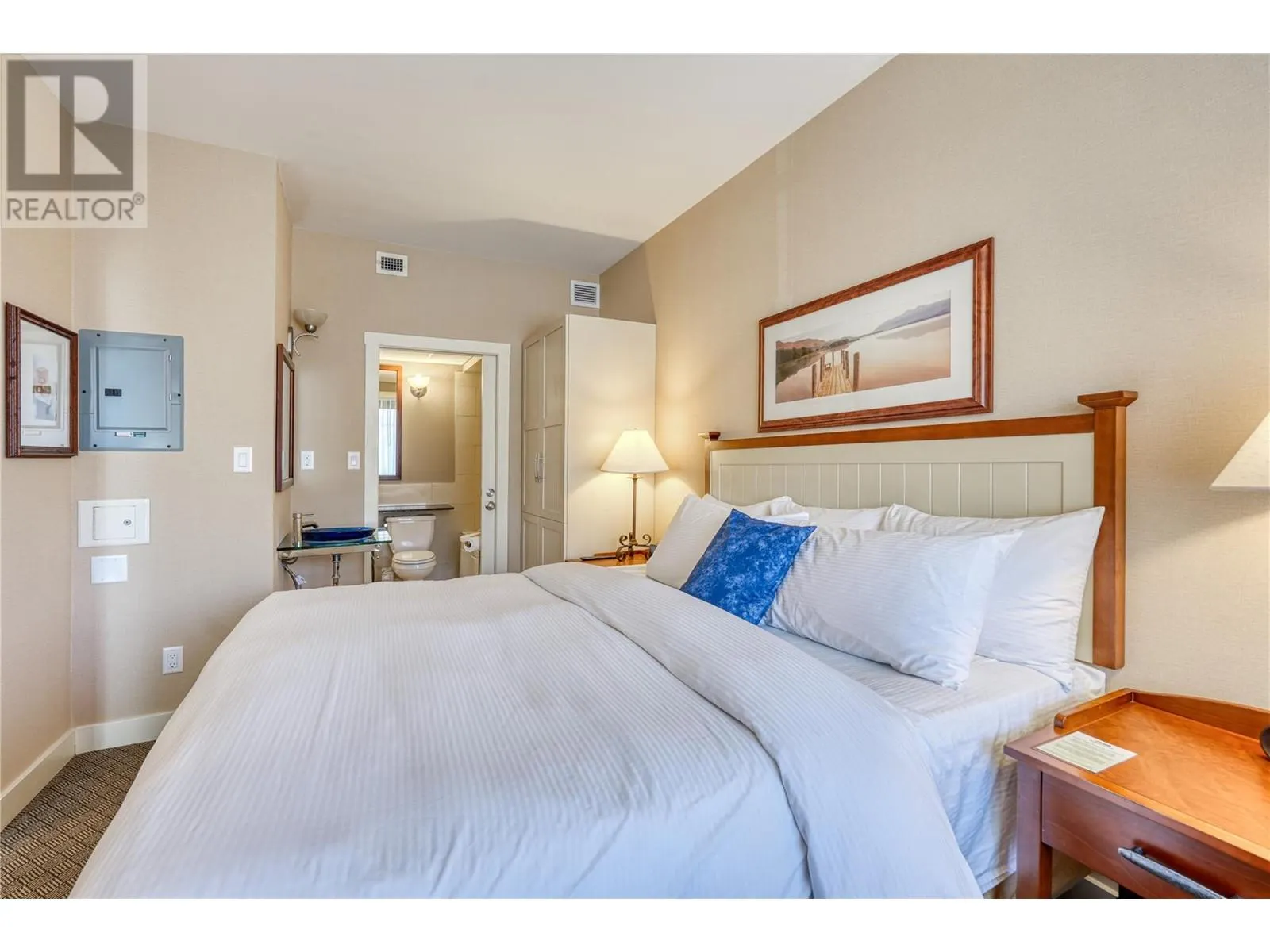 13011 Lakeshore Drive S Unit# 222