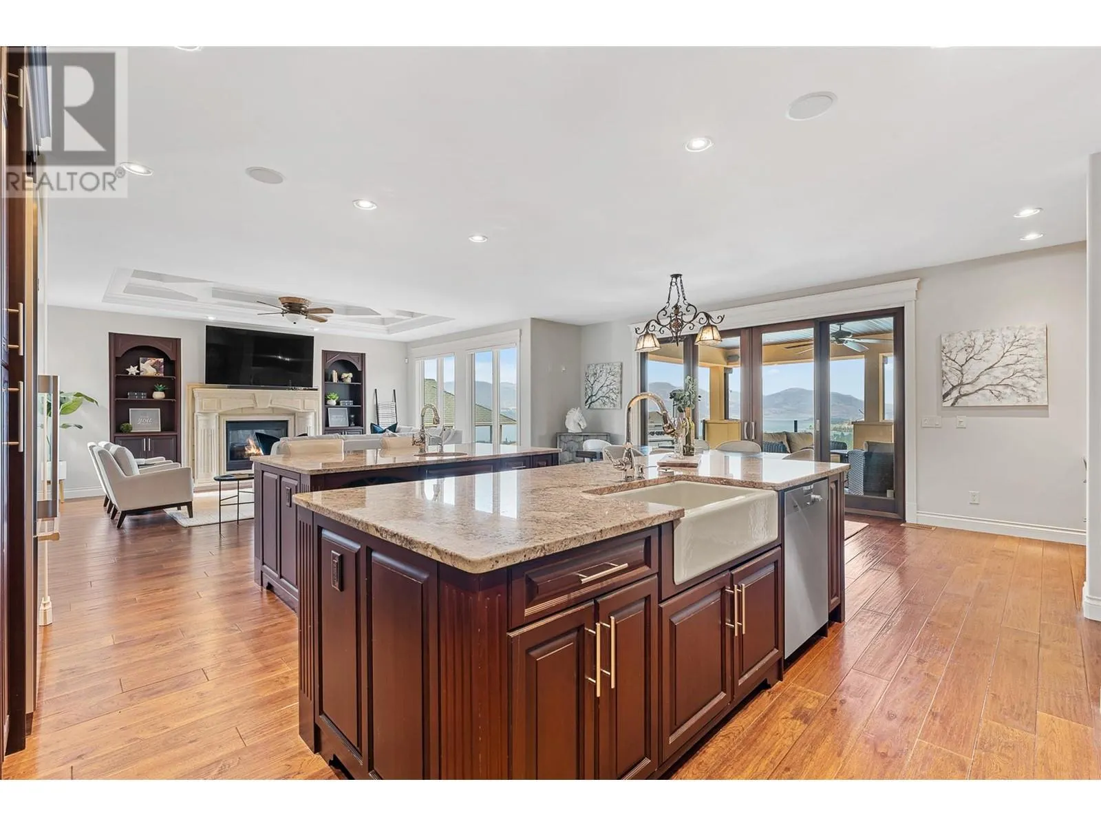 660 Almandine Court