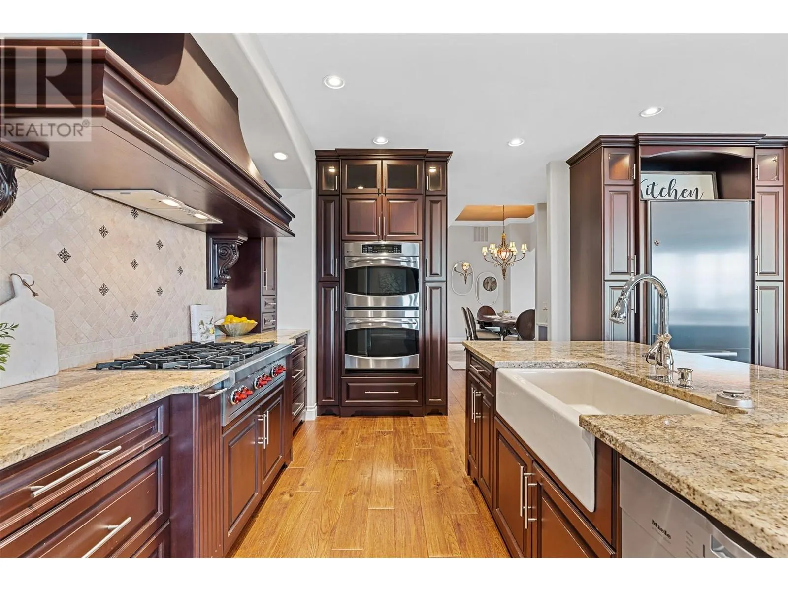 660 Almandine Court