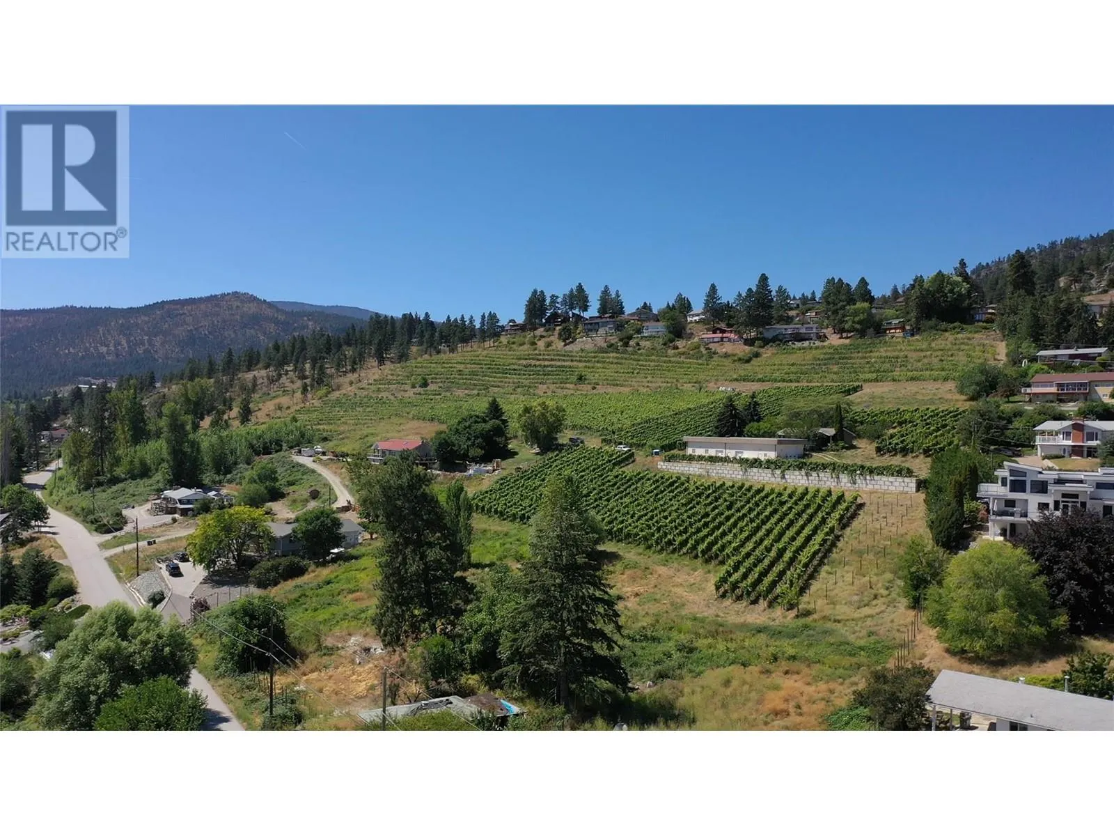 6212 Gummow Road & 6266 Lipsett Avenue