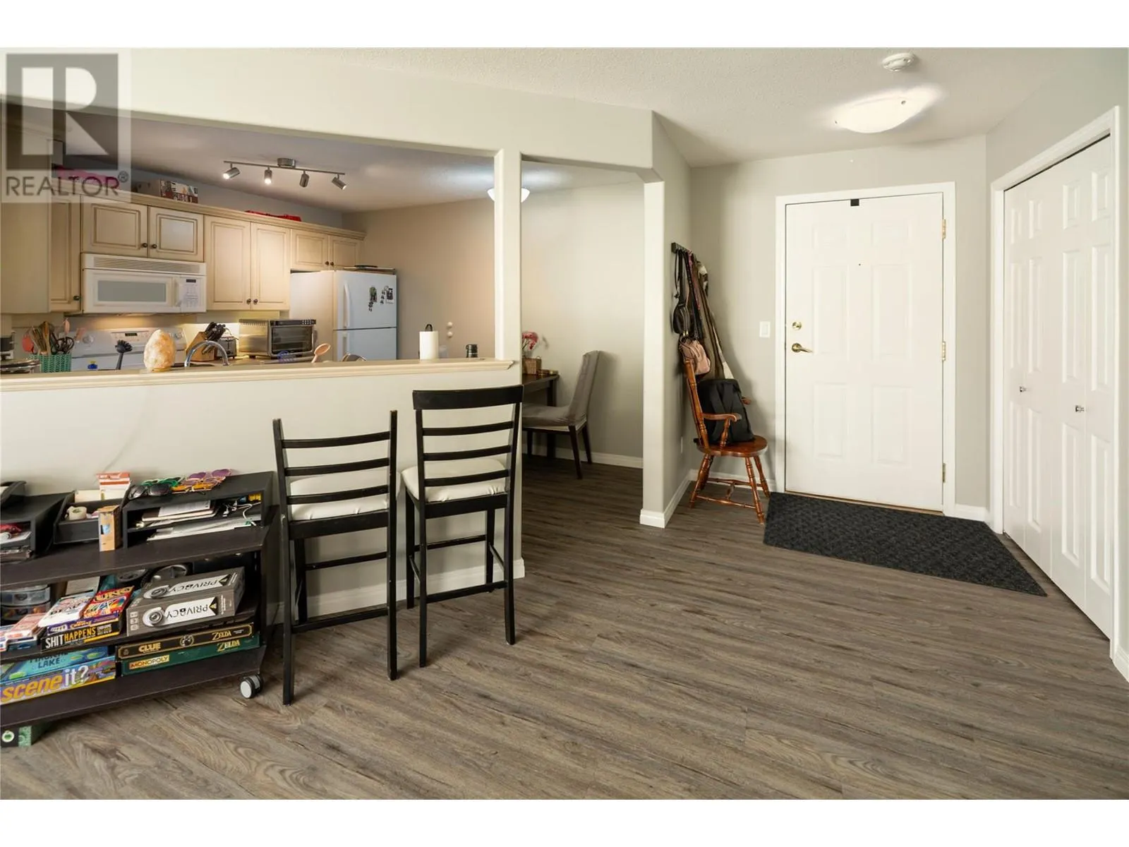 555 Houghton Road Unit# 108