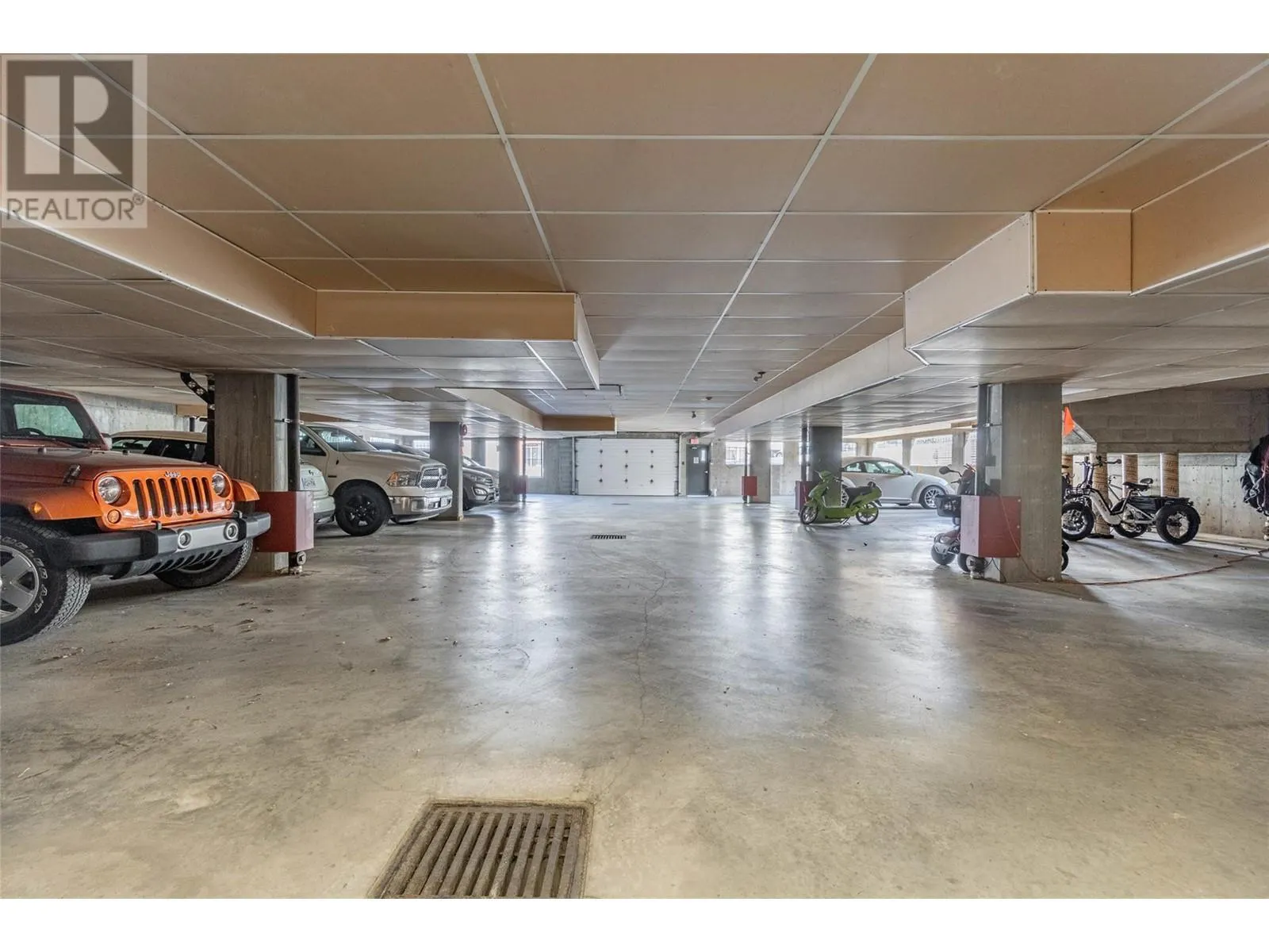 8302 68TH Avenue Unit# 303