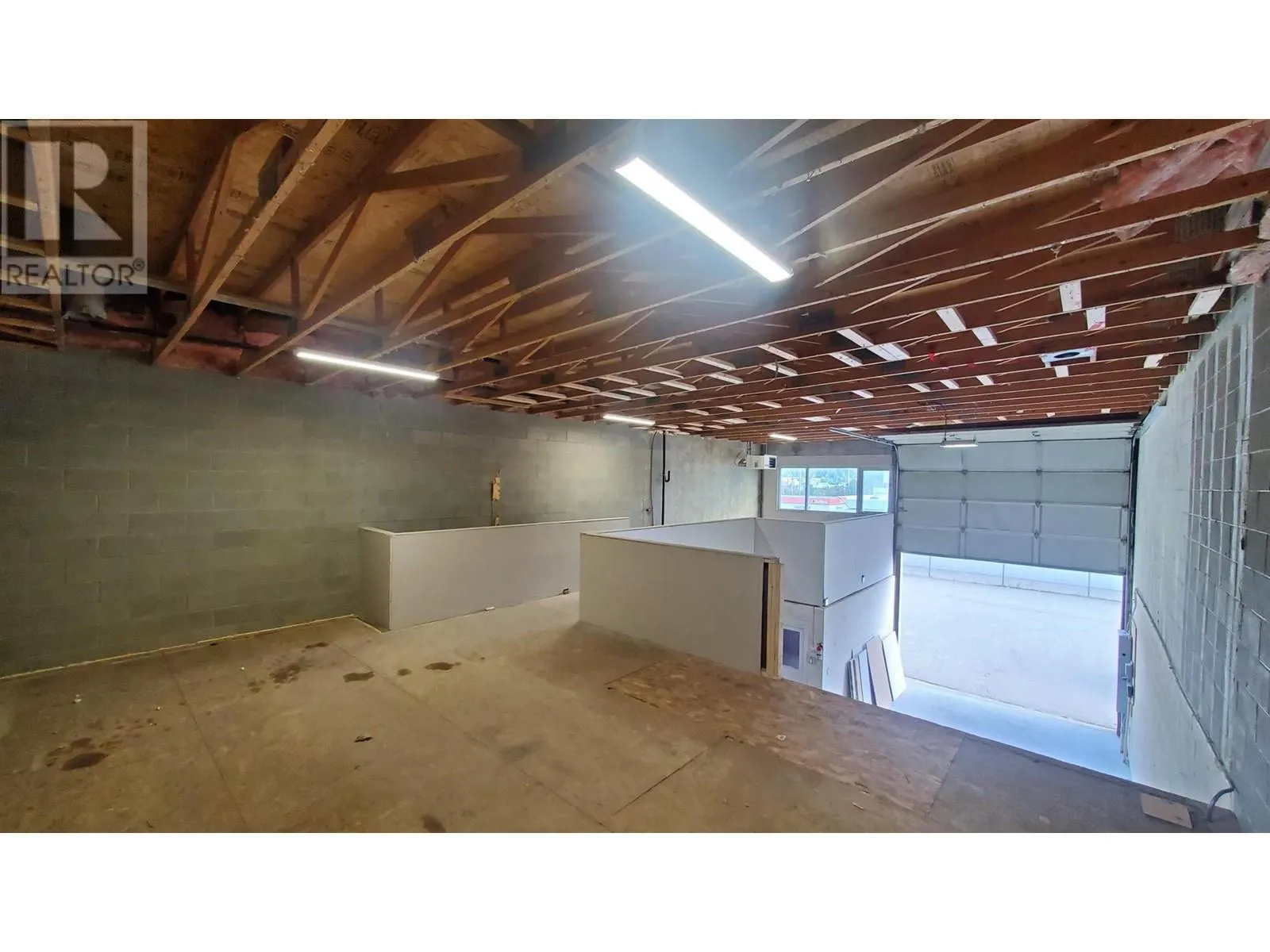 2322 Dominion Road