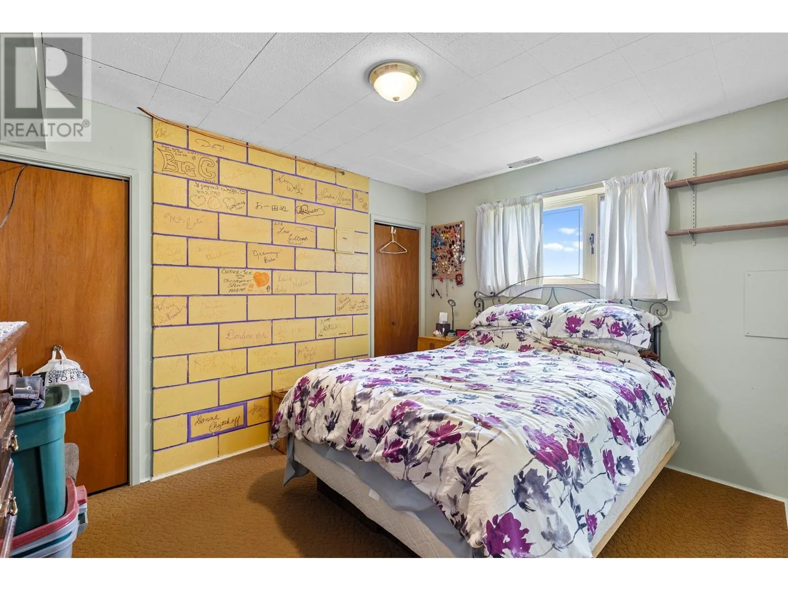 350 Clarissa Road