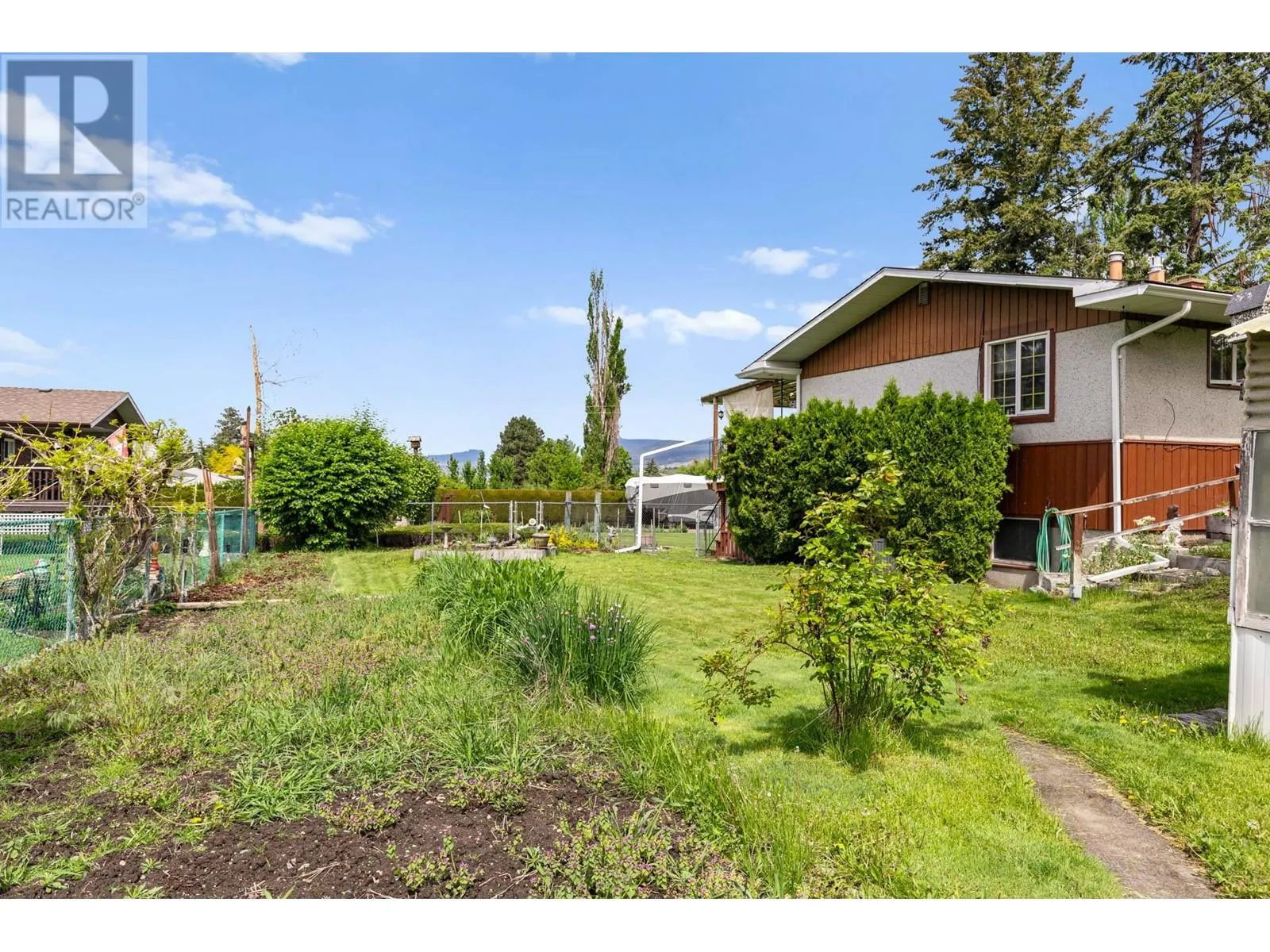 350 Clarissa Road