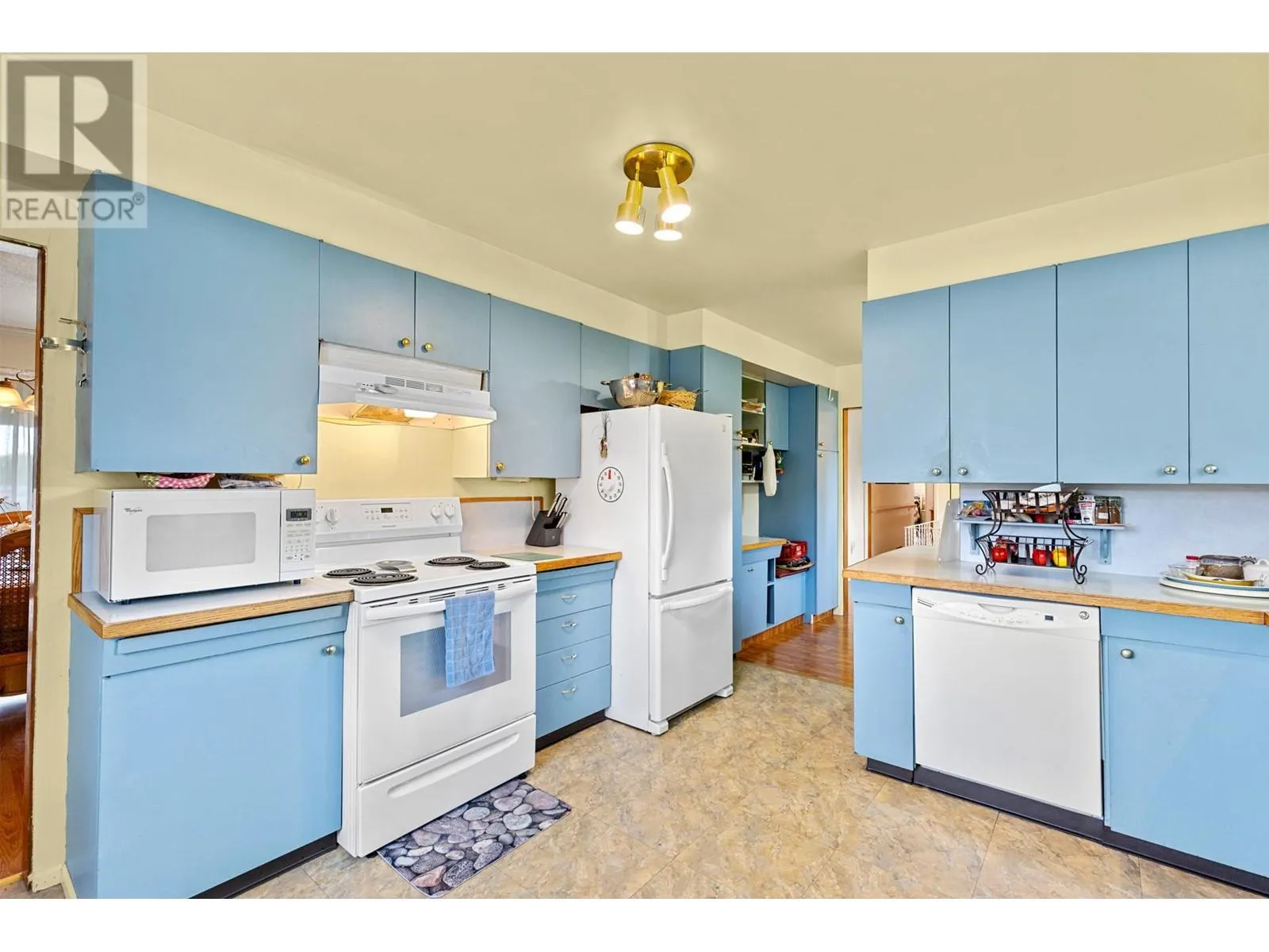350 Clarissa Road