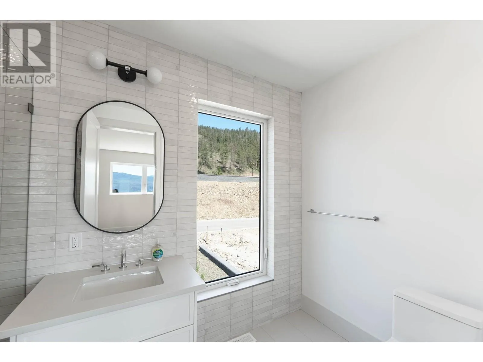 1388 Vineyard Drive