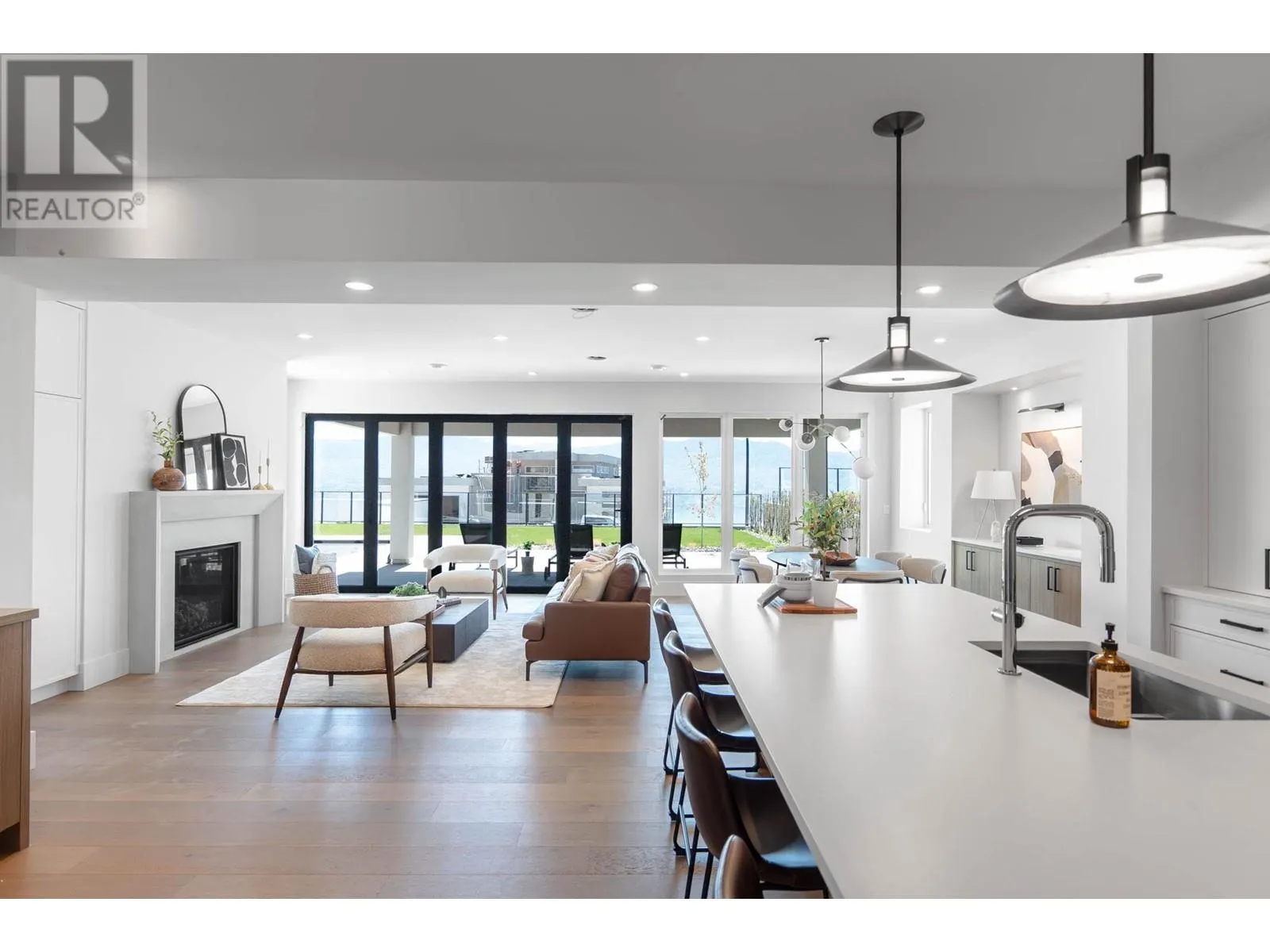 1388 Vineyard Drive