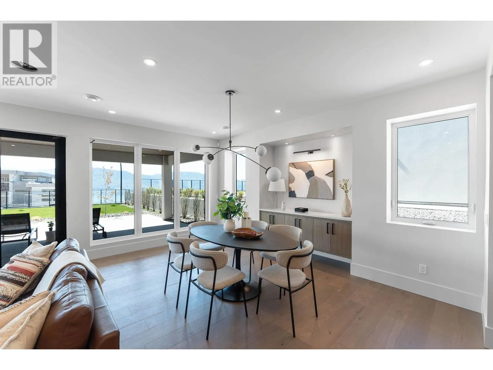 1388 Vineyard Drive