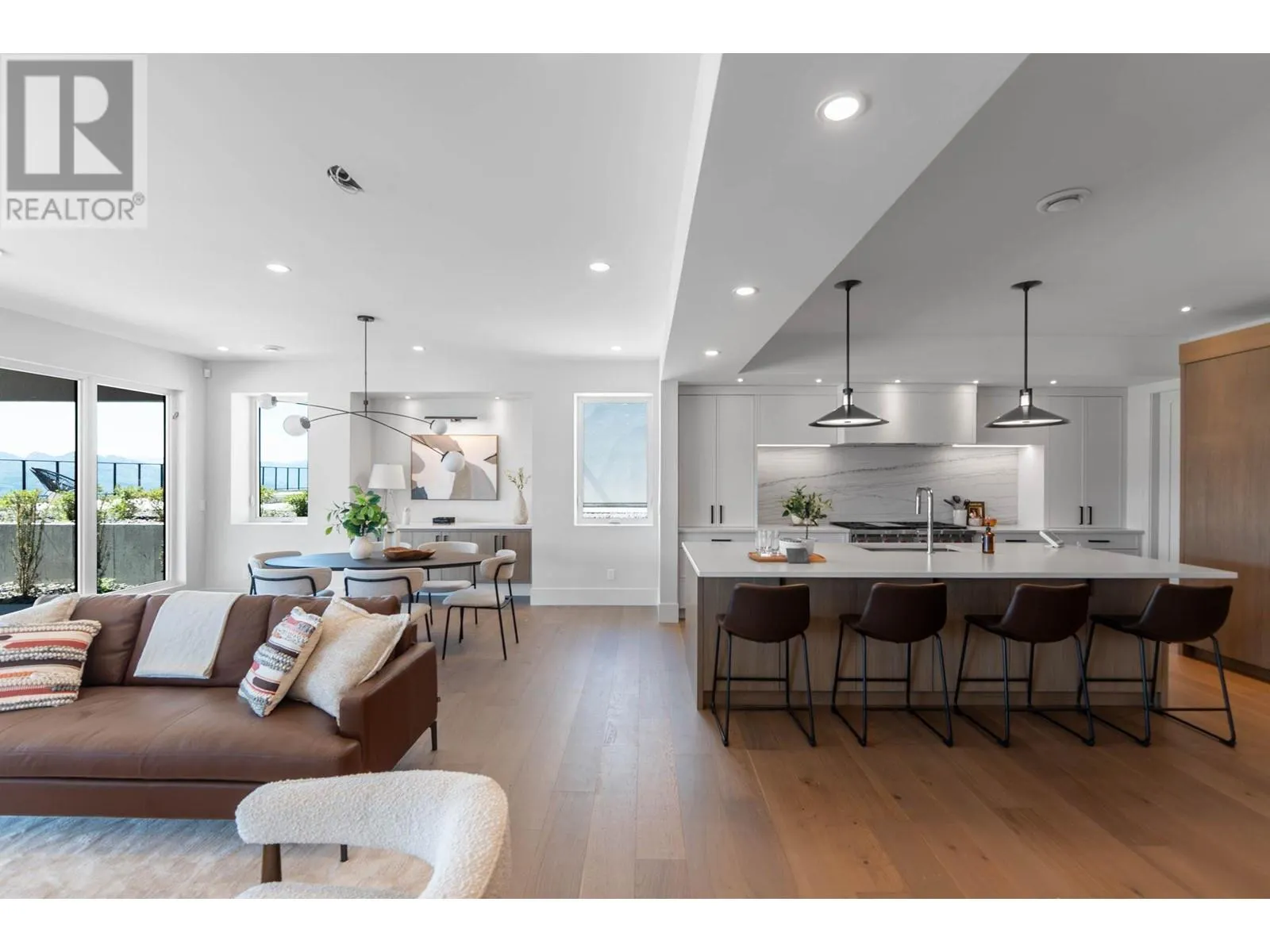 1388 Vineyard Drive