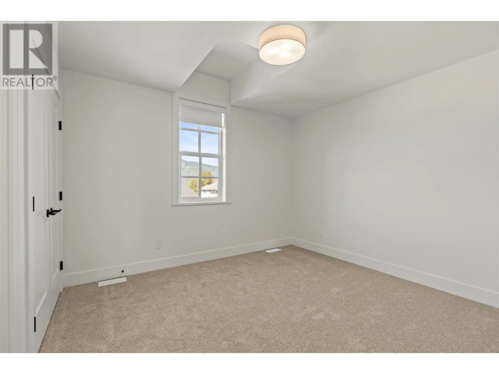 2440 Bradley Drive