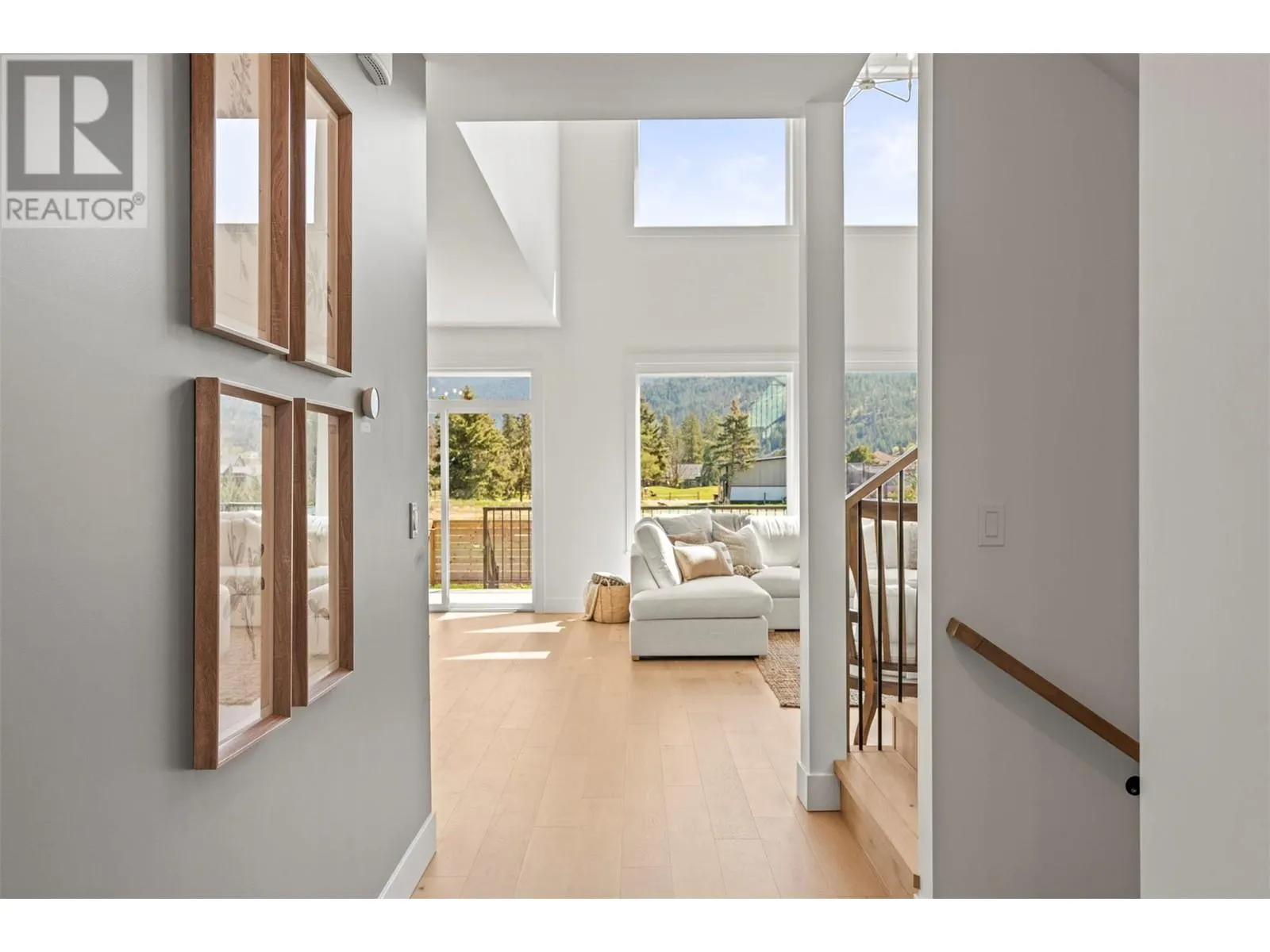 2440 Bradley Drive