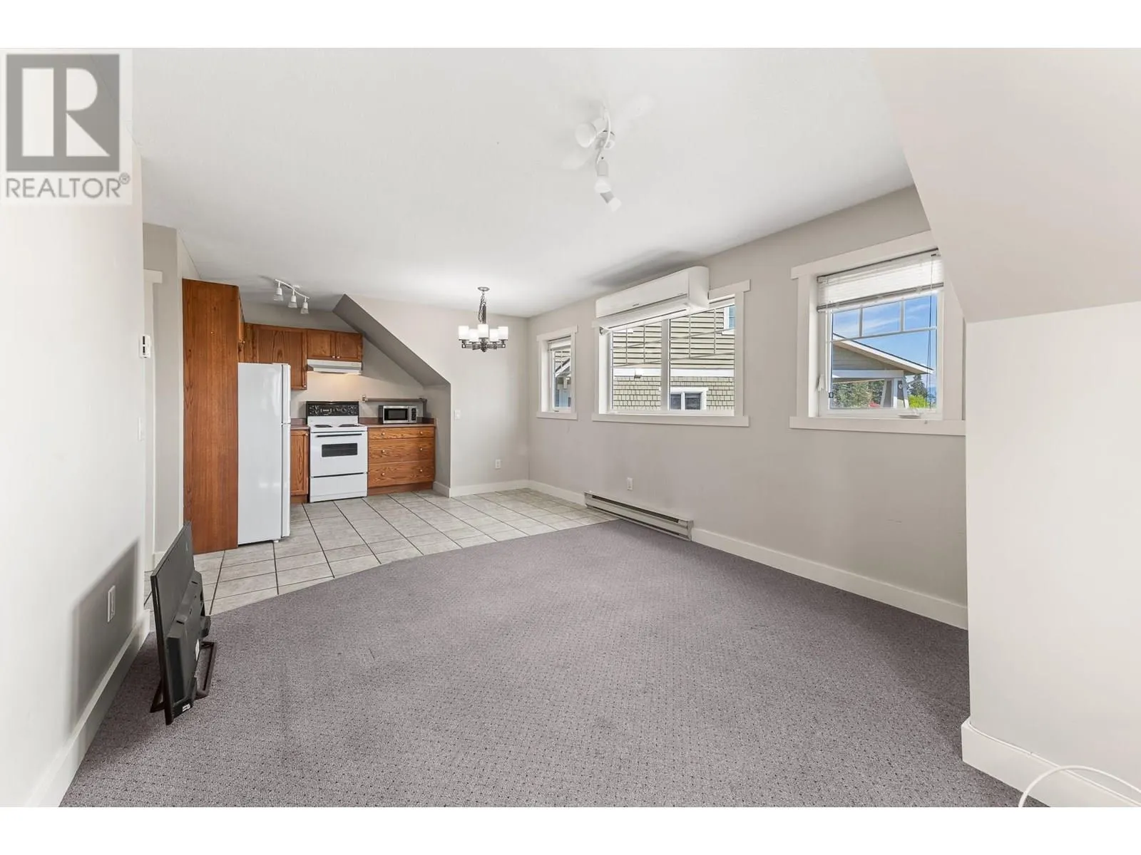 1590 West Kelowna Road