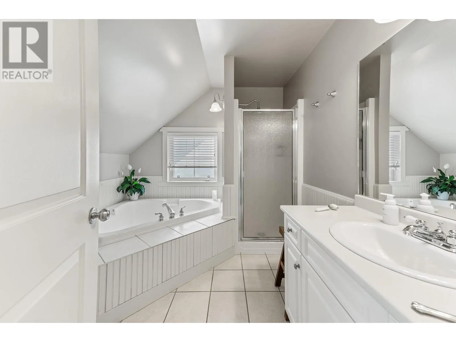 1590 West Kelowna Road
