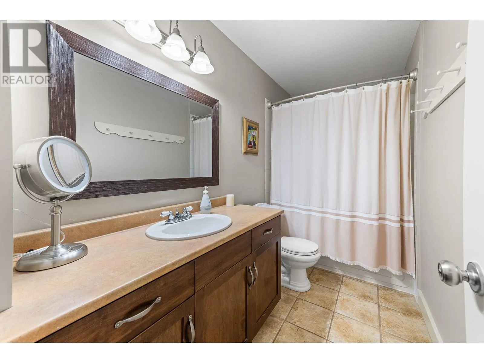 1590 West Kelowna Road