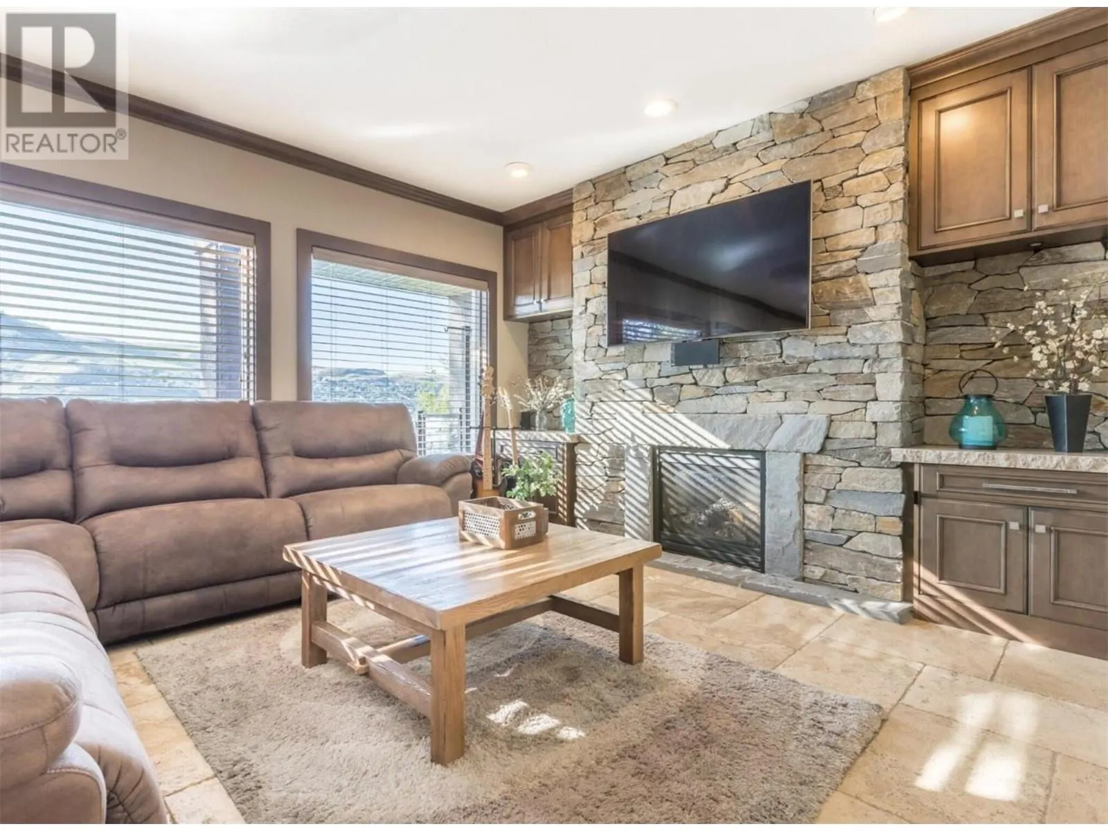 15010 & 15020 Tamarack Drive