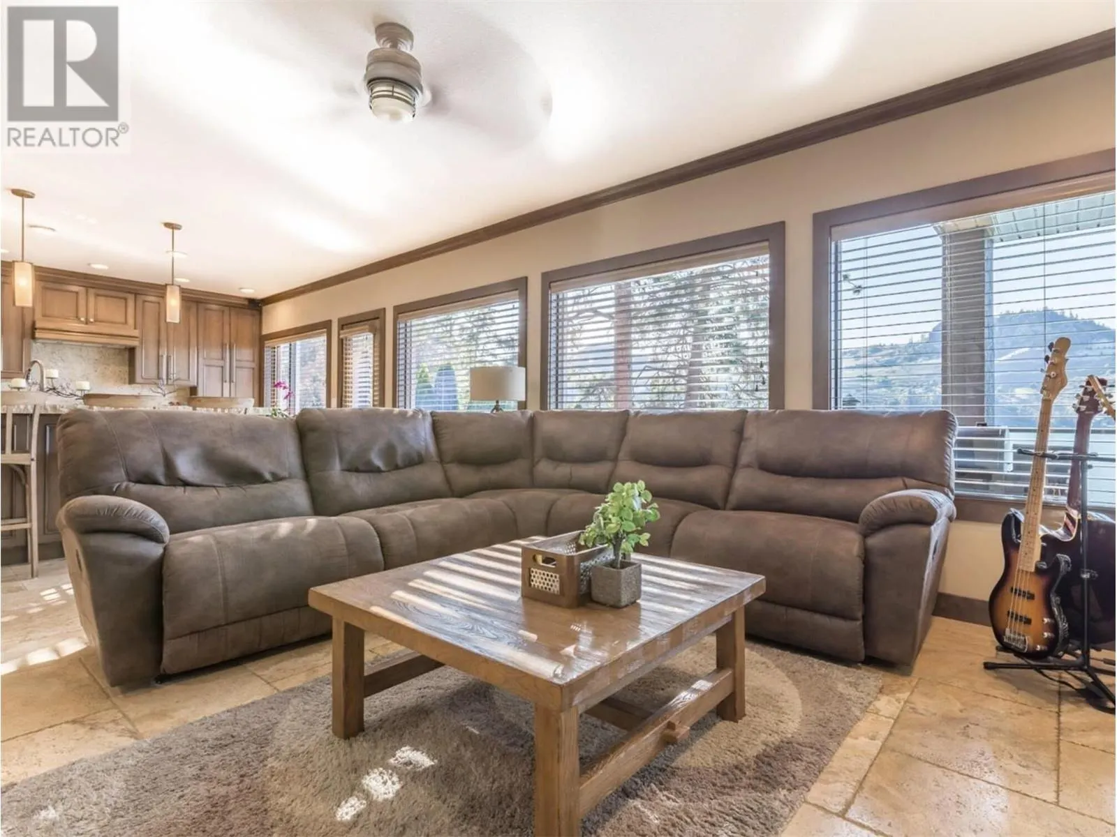 15010 & 15020 Tamarack Drive
