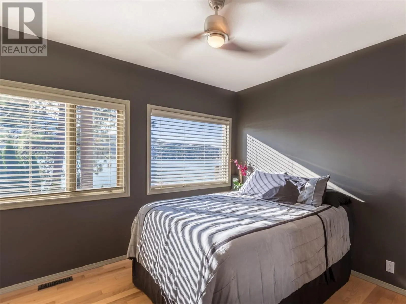 15010 & 15020 Tamarack Drive