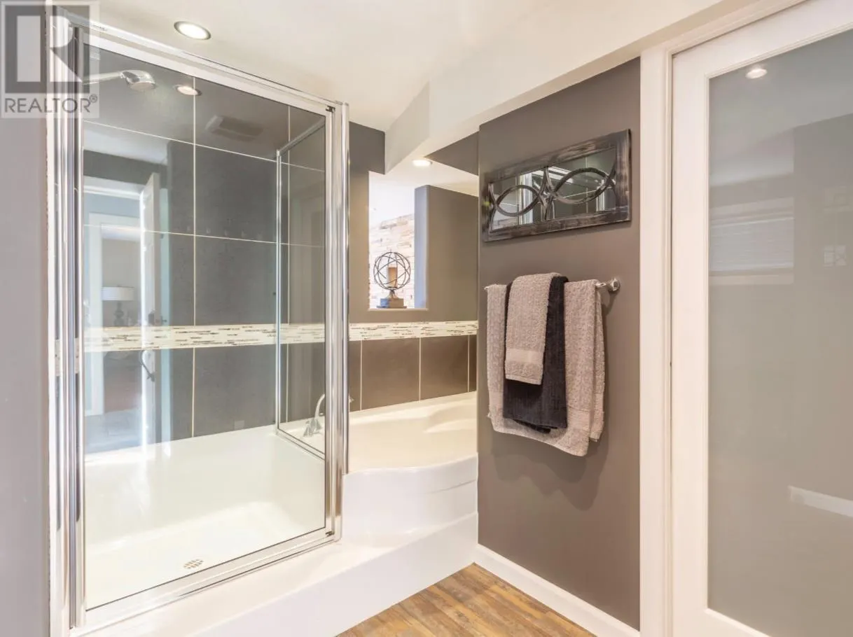 15010 & 15020 Tamarack Drive