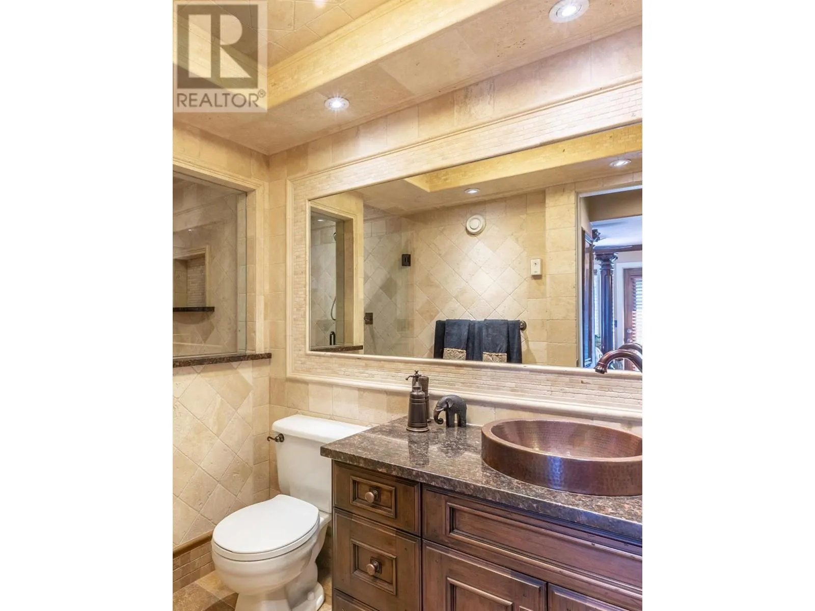 15010 & 15020 Tamarack Drive